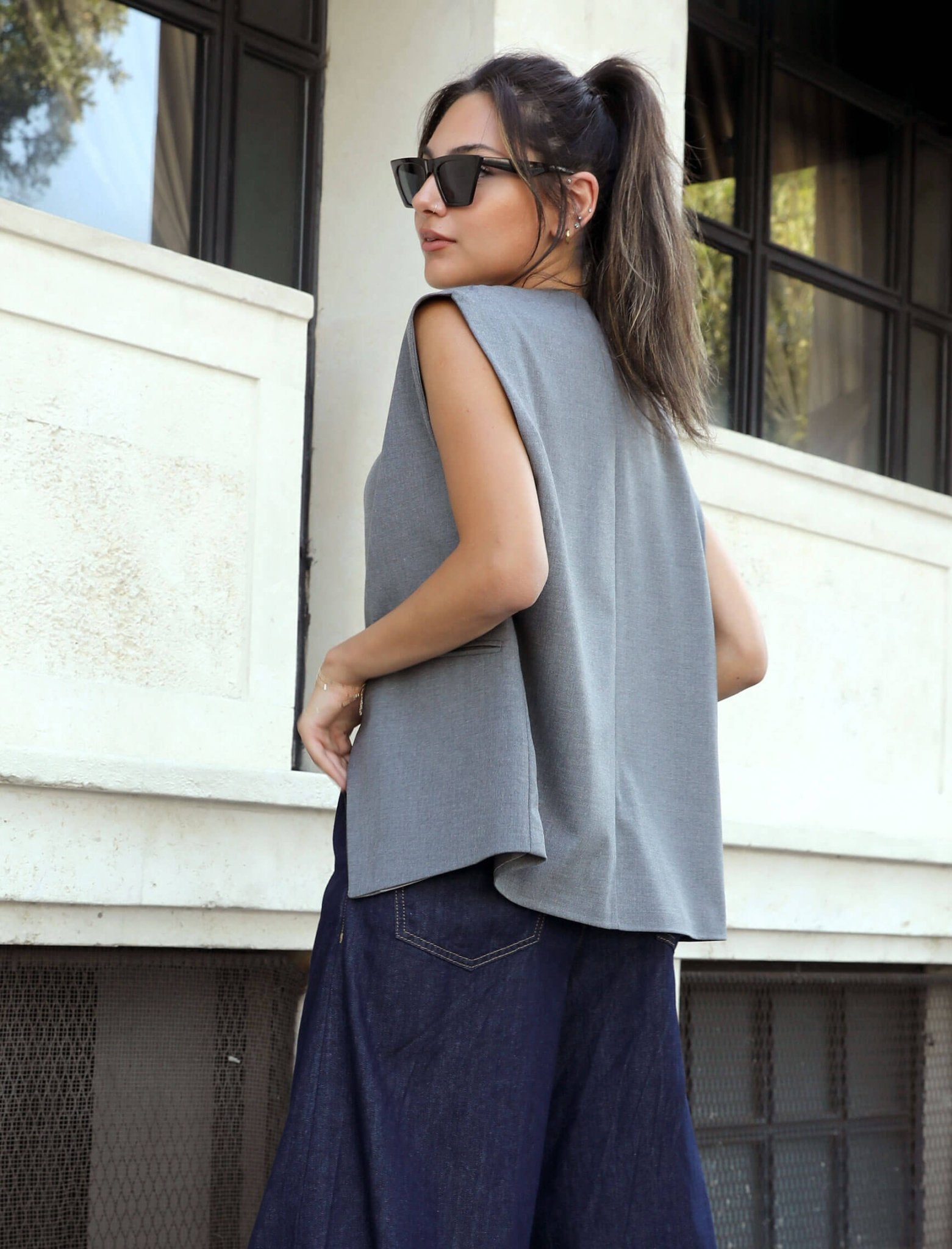 Gray Cross Double Pocket Vest - Lebbse