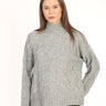 بلوزه تريكو نسائي بتفاصيل ريش - Gray Feathered Sweater