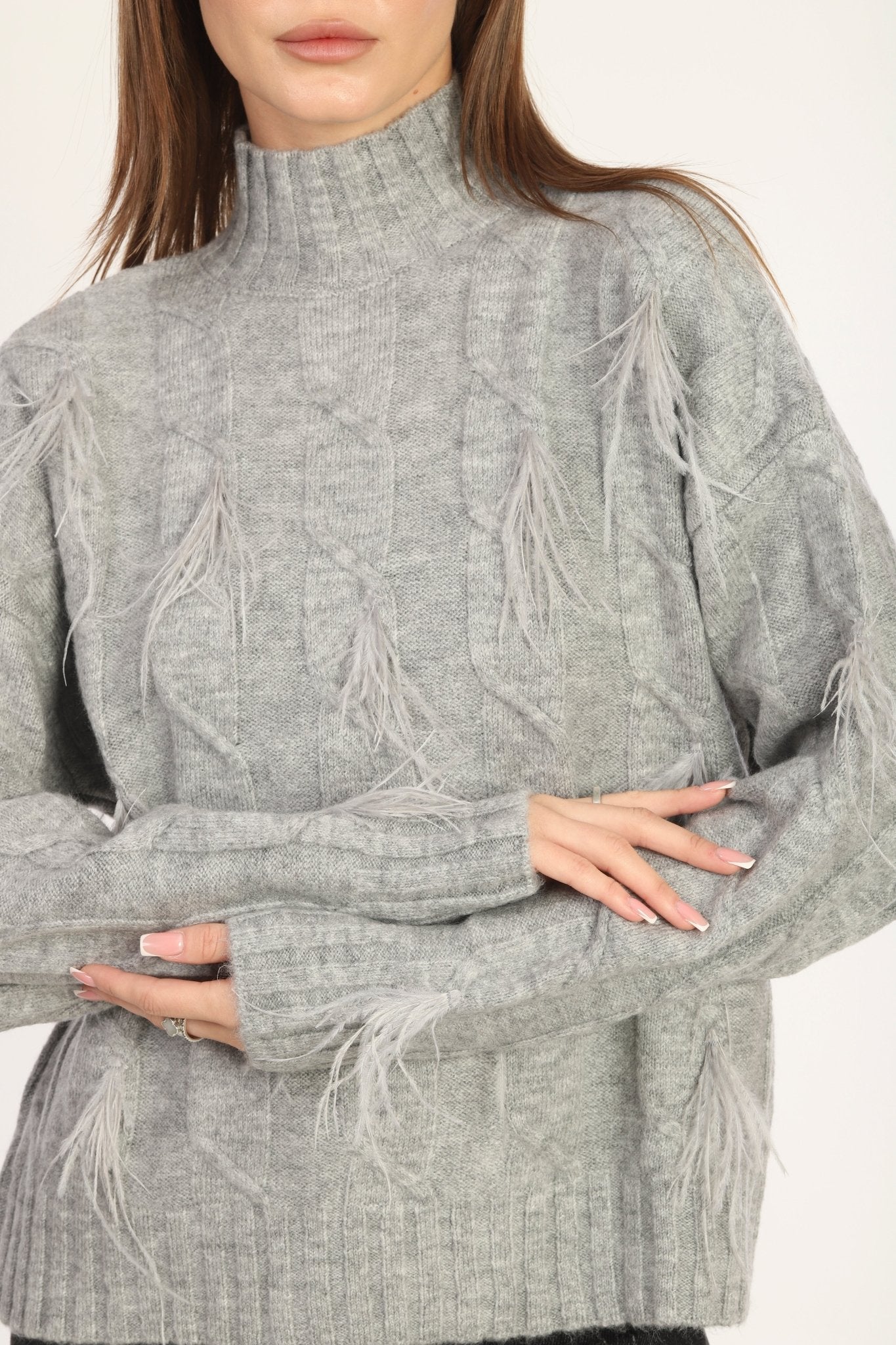 Gray Feathered Sweater - Lebbse