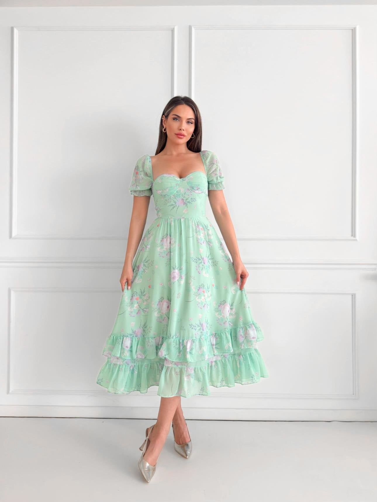 GREEN FLORAL DRESS WITH BOTTOM ROLLS - Lebbse