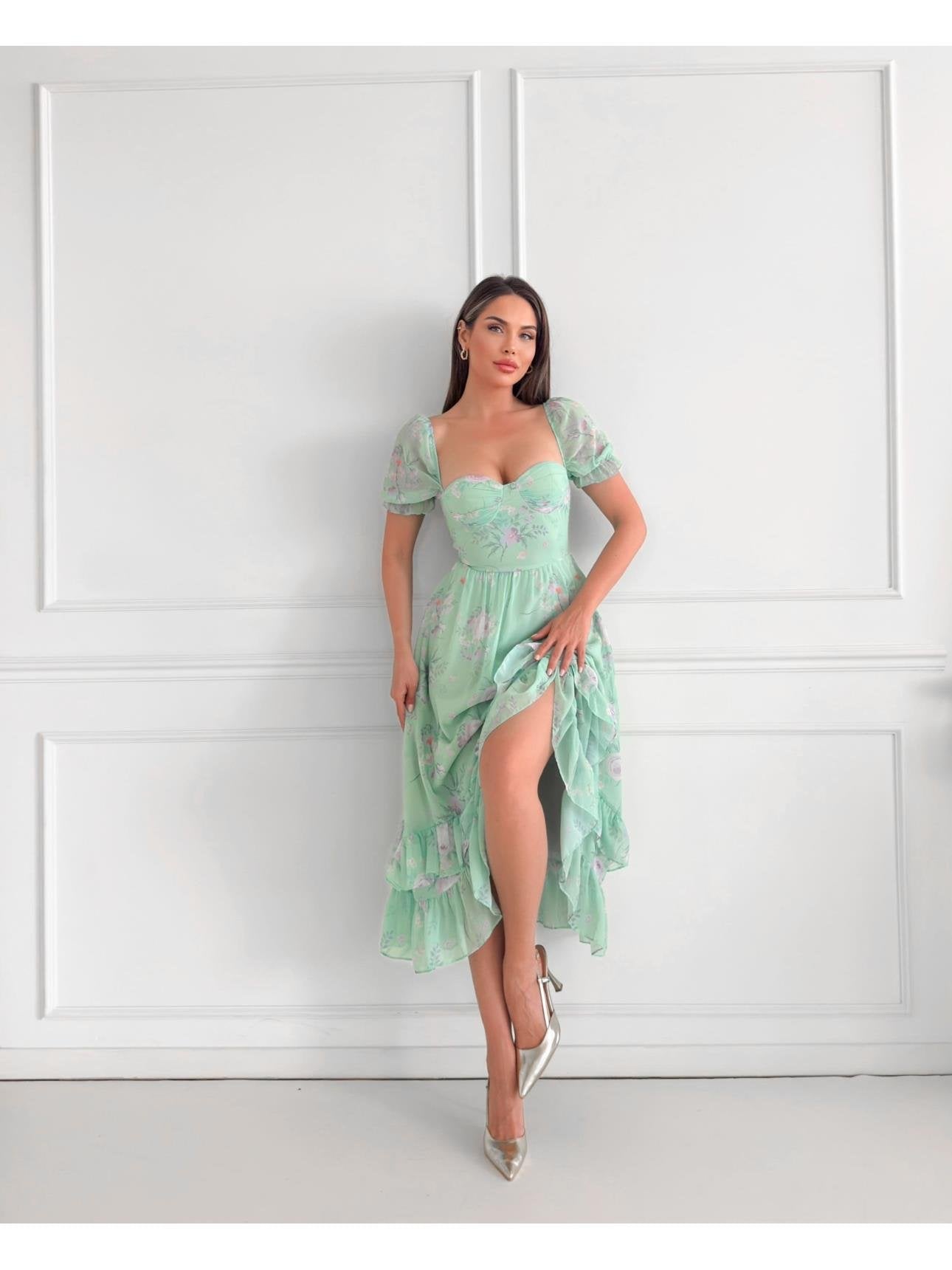 GREEN FLORAL DRESS WITH BOTTOM ROLLS - Lebbse