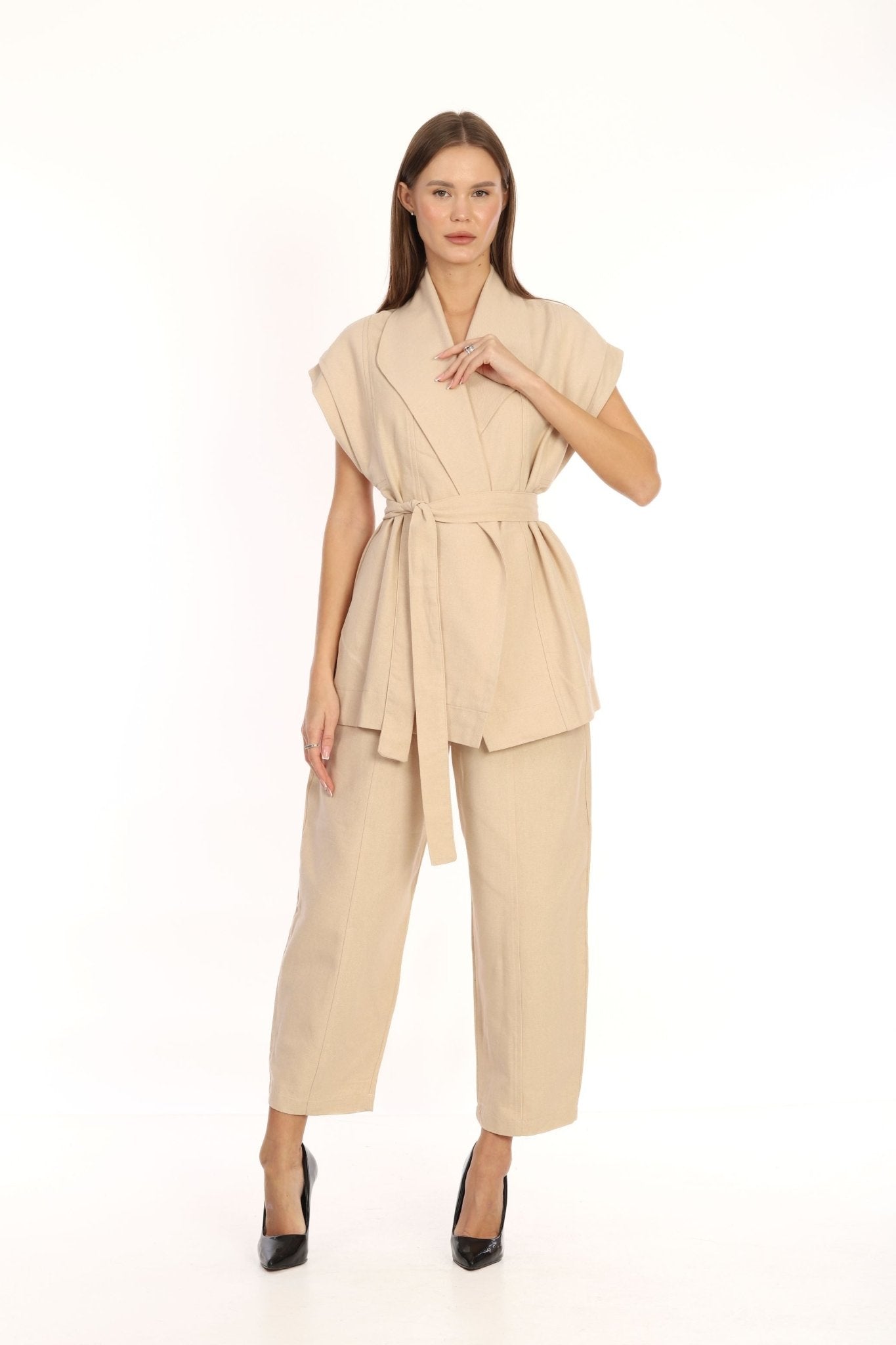 Juno Vest Belted Suit Beige - Lebbse