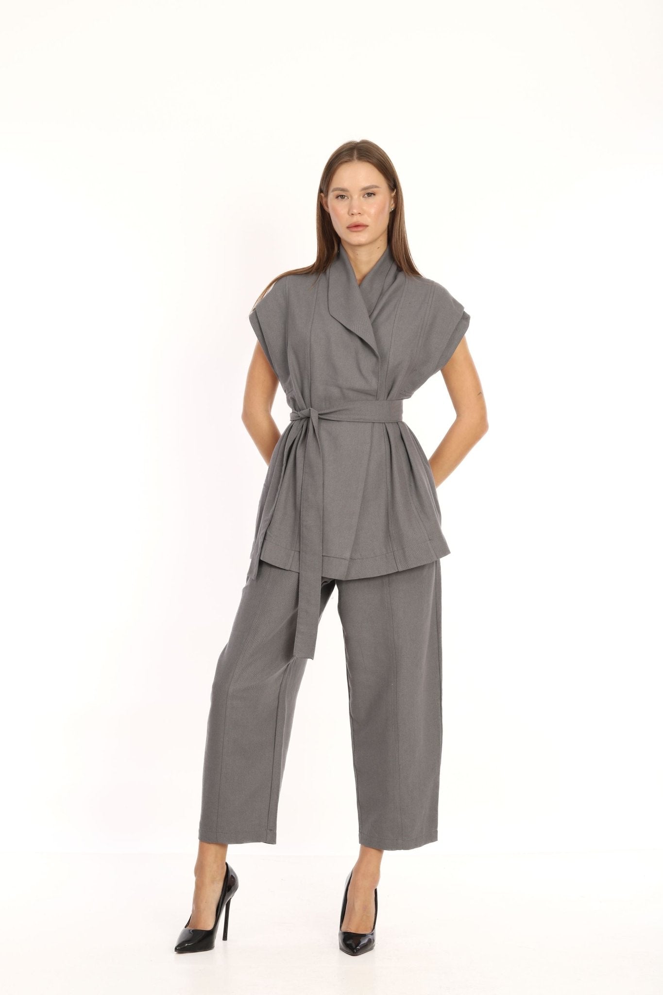 Juno Vest Belted Suit Gray - Lebbse