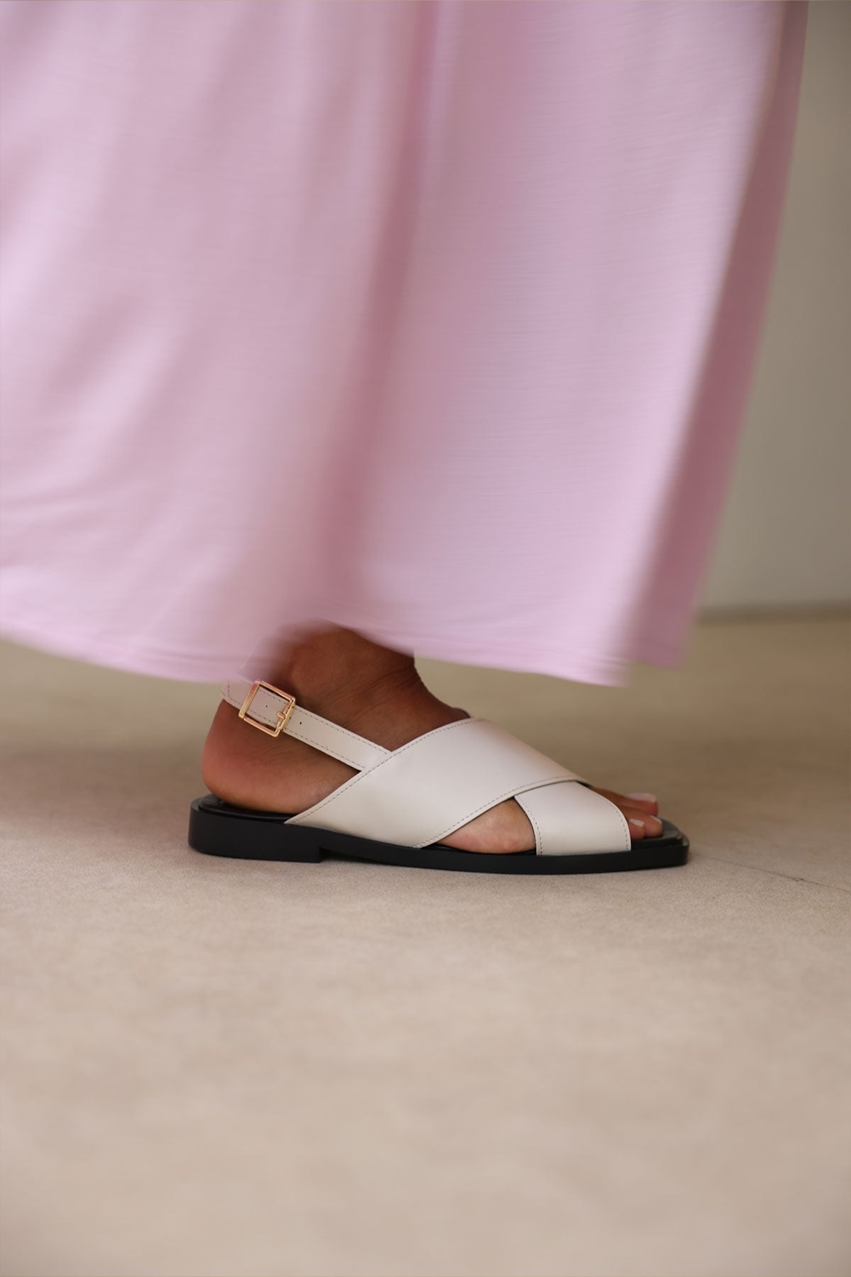 Cross Strap Square Toe Bone Women’s Sandals | FOOTWEAR | SANDALET | Lebbse Cross Strap Square Toe Bone Women’s Sandals | FOOTWEAR | SANDALET | Lebbse