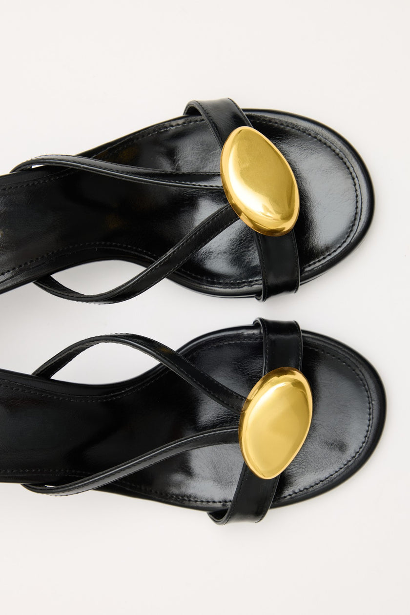 Vintage Buckle Black Women’s Heeled Sandals