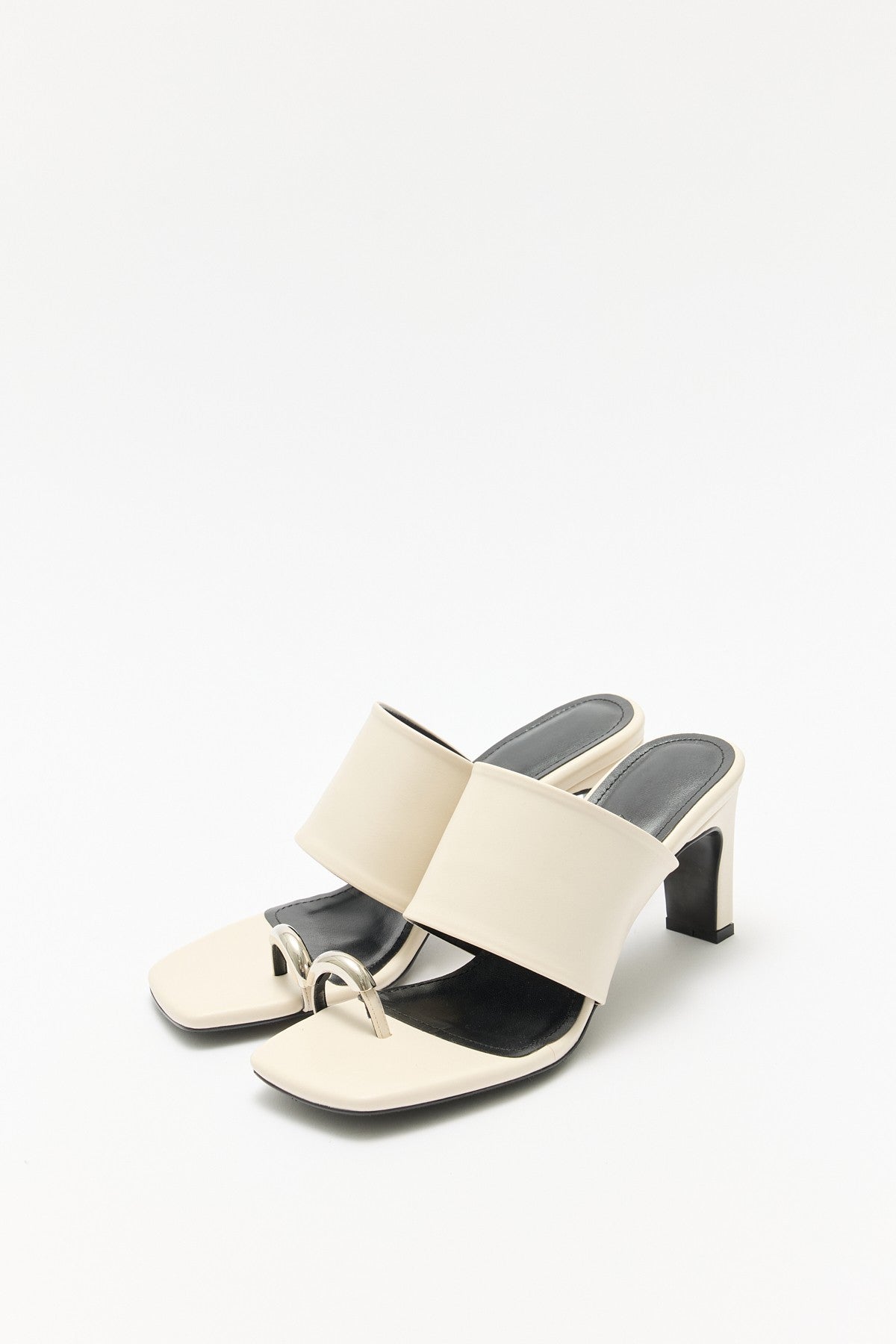 Metal Detail Toe-Post Bone Women’s Heeled Slipper | FOOTWEAR | Heels | Slipper | Lebbse Metal Detail Toe-Post Bone Women’s Heeled Slipper | FOOTWEAR | Heels | Slipper | Lebbse