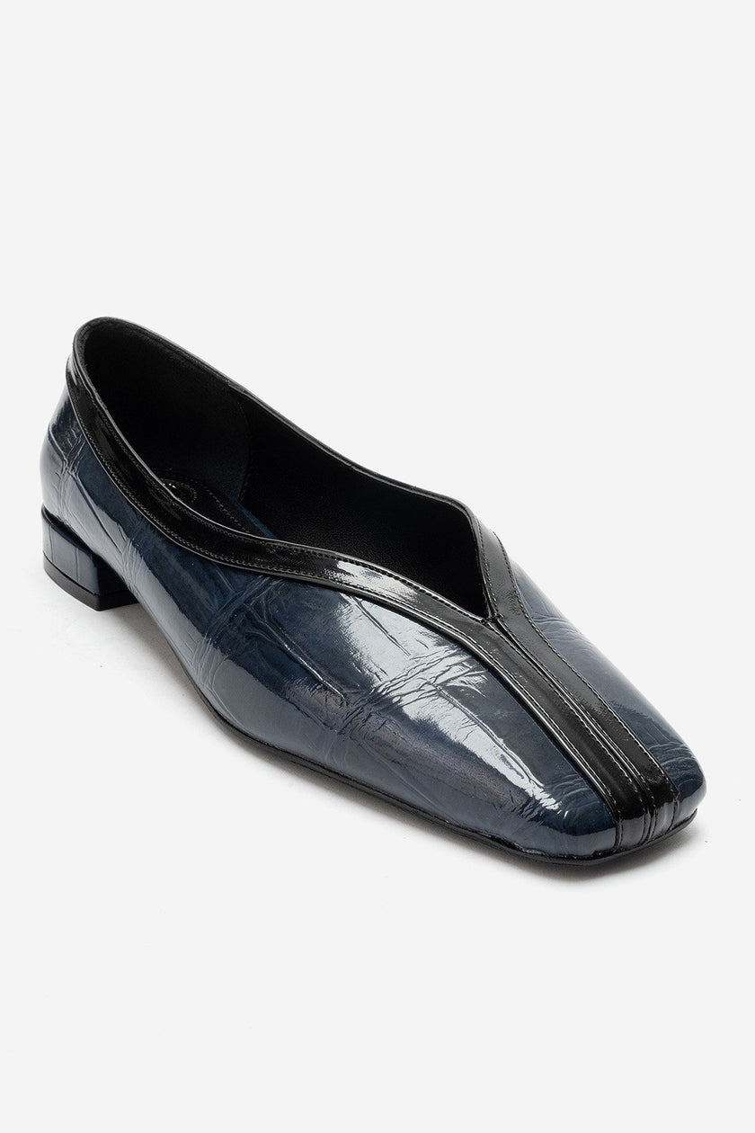 Helene – Navy Printed Babet Flats