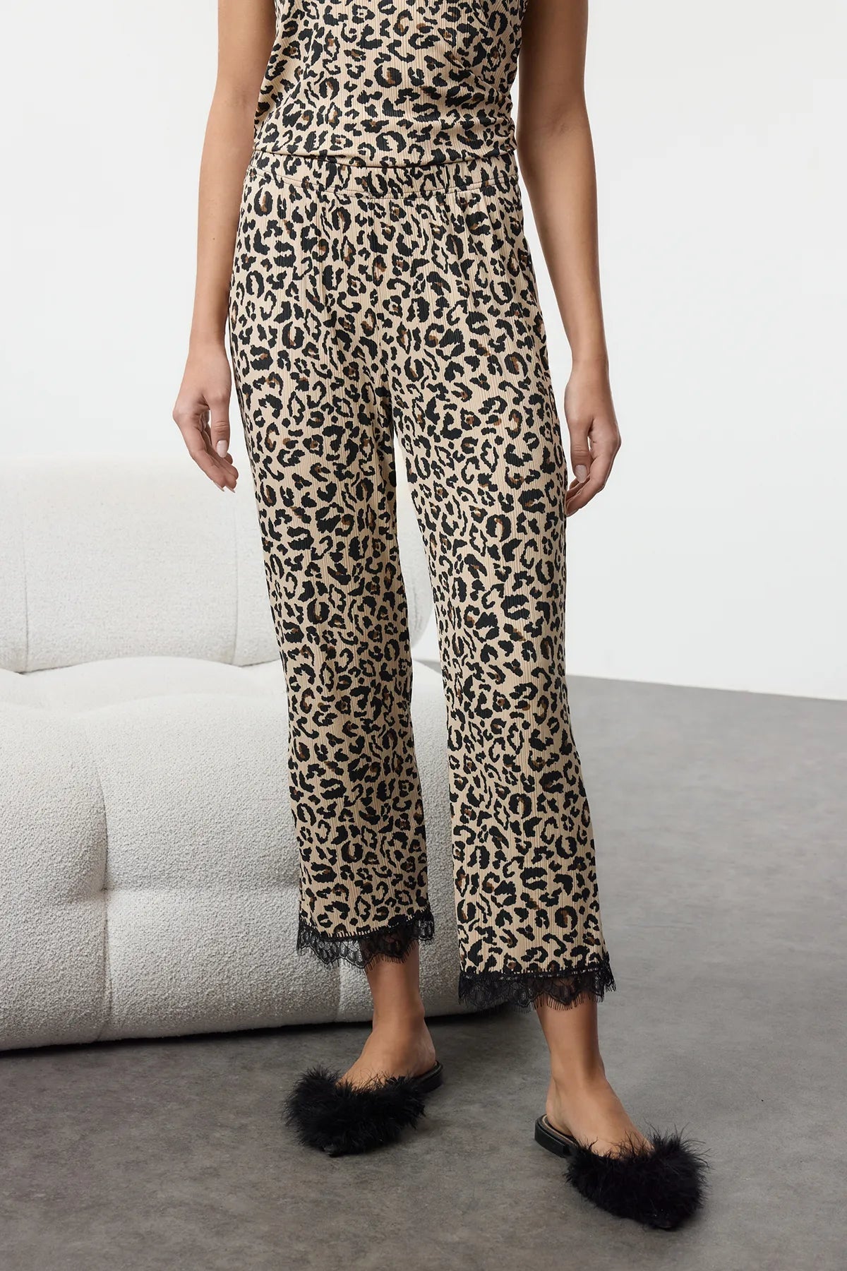 Leopard 3 - Pack Tie and Lace Detailed Ribbed Knitted Pajama Set - Lebbse