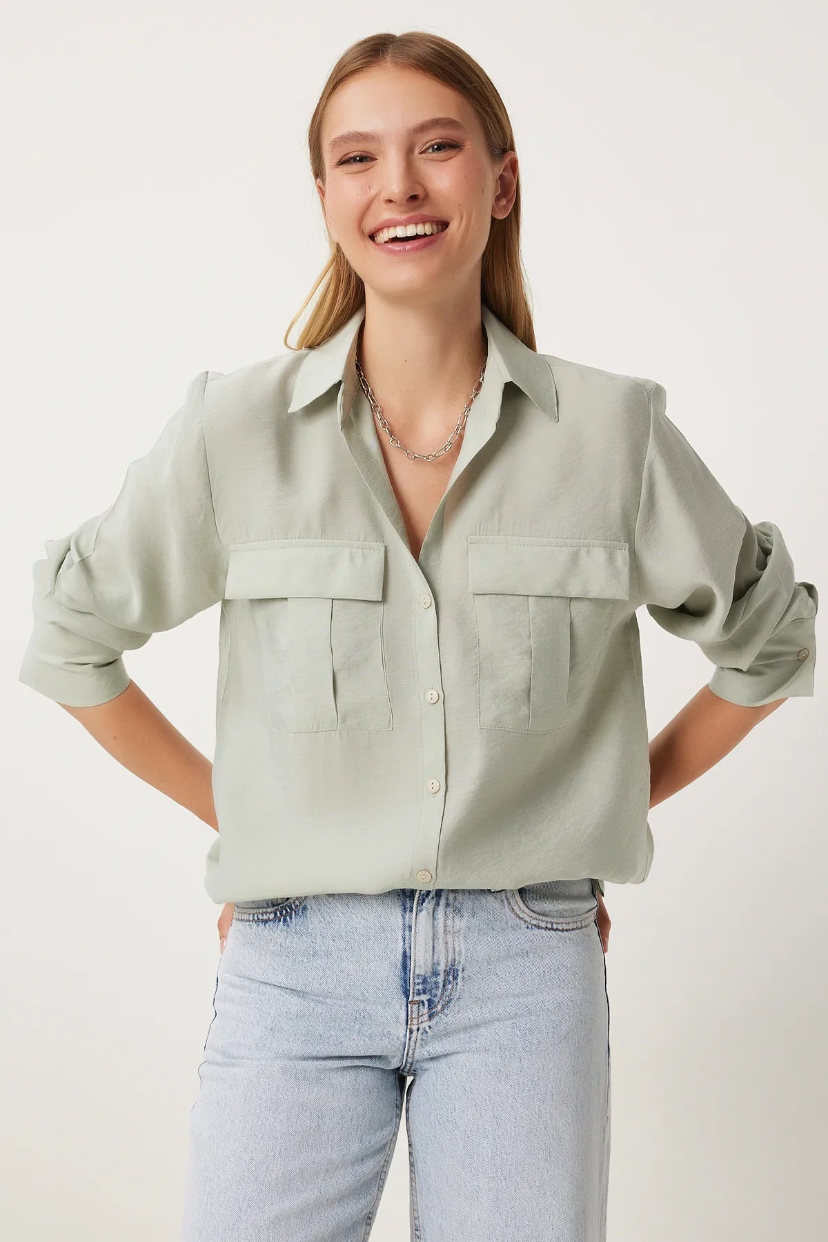 قميص نسائي تنسل بجيب كبير باللون الأخضر الفاتح - Light Green Large Pocket Tencel Shirt