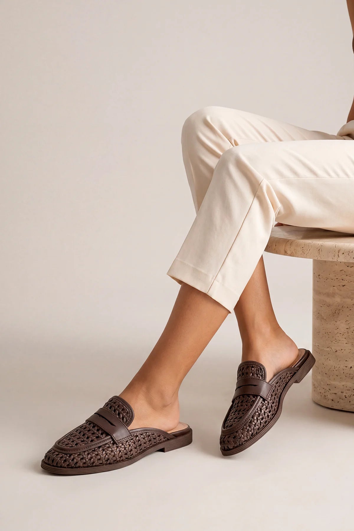 ARGIS Coffee Handwoven Daily Women’s Slippers | FOOTWEAR | Slipper | Lebbse ARGIS Coffee Handwoven Daily Women’s Slippers | FOOTWEAR | Slipper | Lebbse