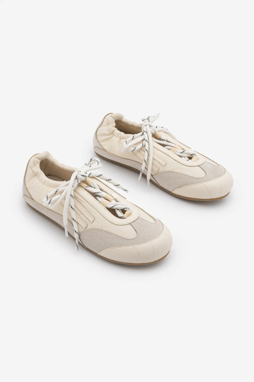 Varemi – Beige Suede Women’s Lace-Up Sneakers