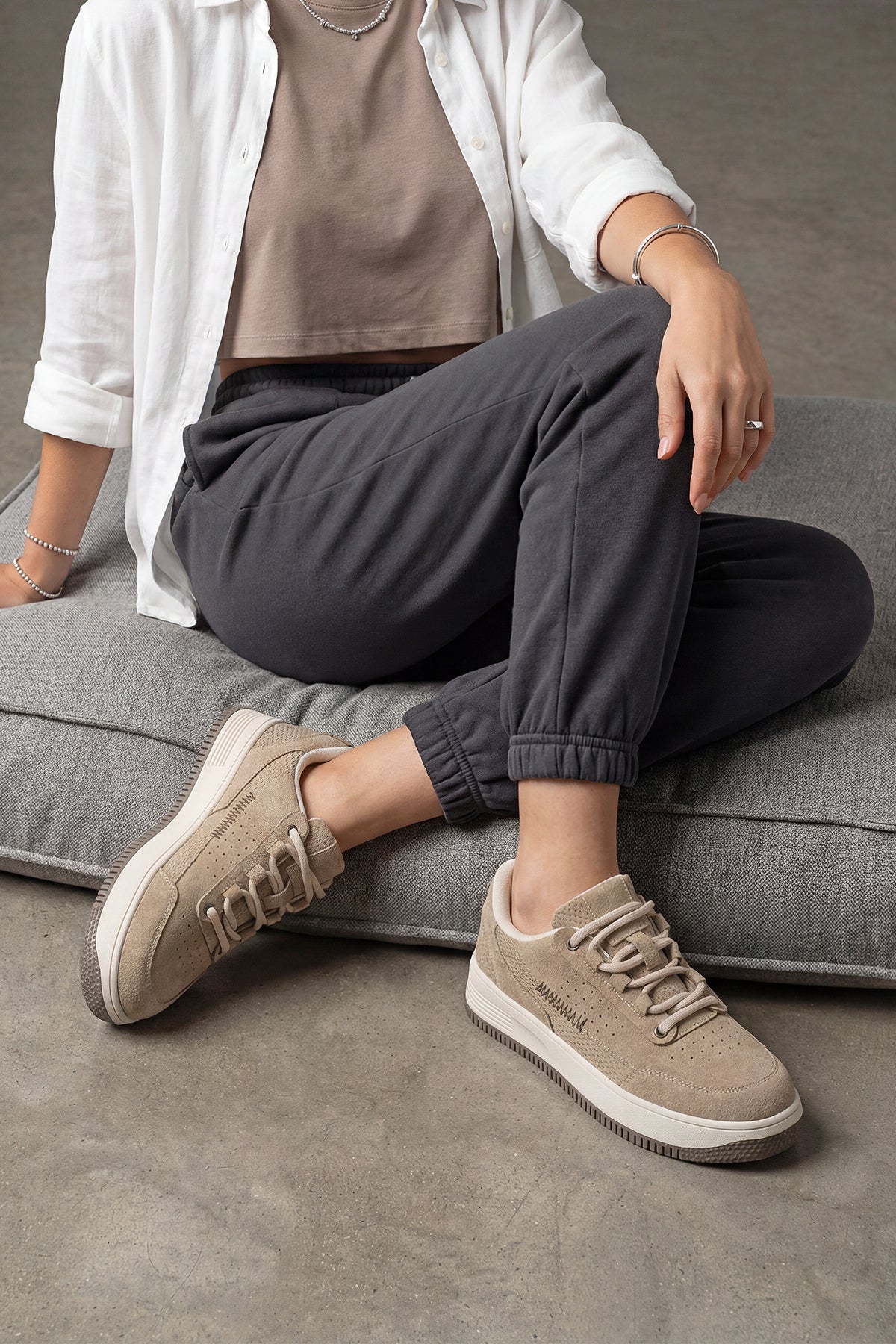 Loske Camel Suede Women’s Thick Sole Sneakers