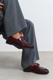 Rebel Burgundy Crocodile-Texture Genuine Leather Lace-Up Flat Women's Loafers