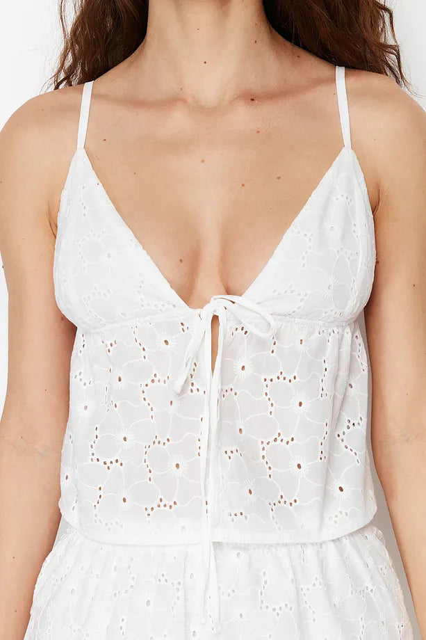 White Floral Lined Woven Pajama Set with Self-Patterned Shorts