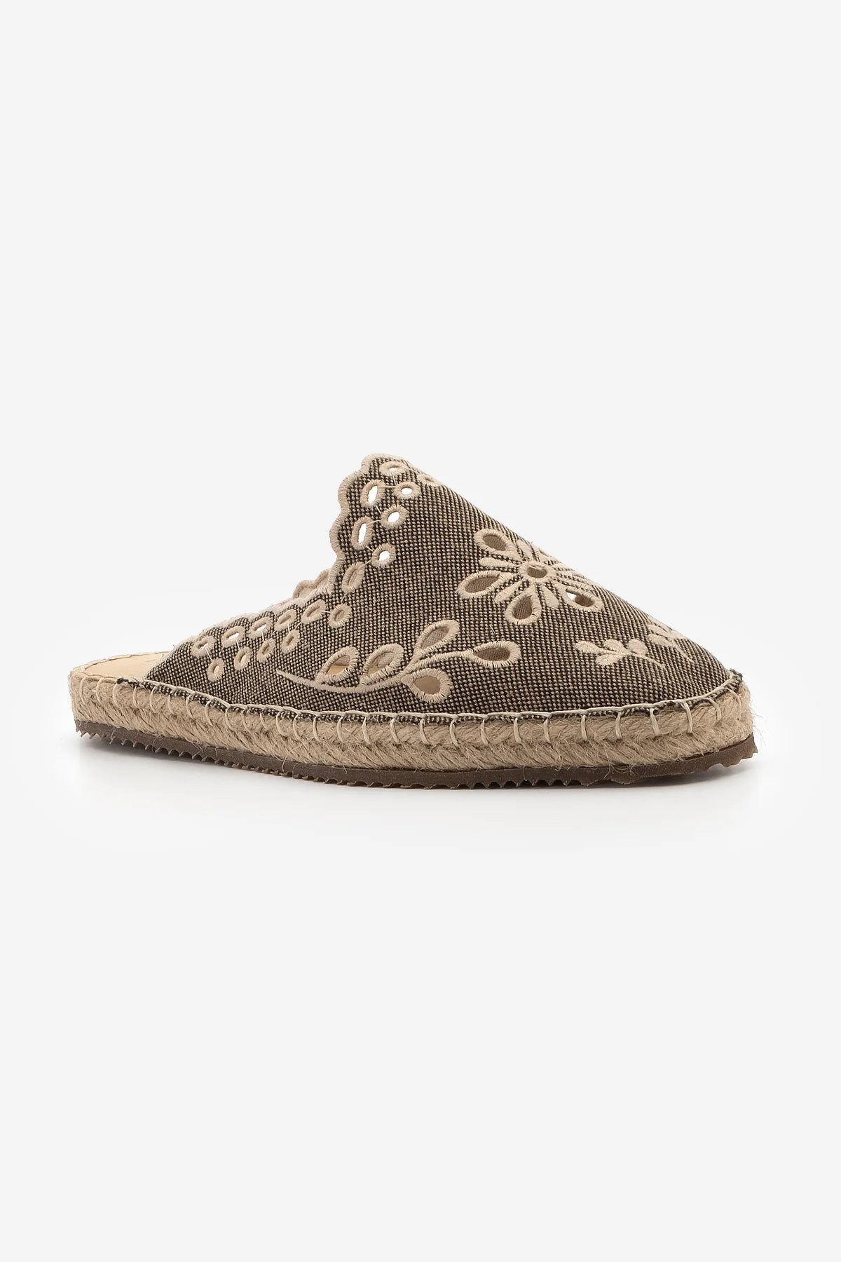 TALUNE Mink Linen Embroidered Jute Women’s Espadrille Slippers (Fit: Runs One Size Larger) | FOOTWEAR | Slipper | Lebbse TALUNE Mink Linen Embroidered Jute Women’s Espadrille Slippers (Fit: Runs One Size Larger) | FOOTWEAR | Slipper | Lebbse