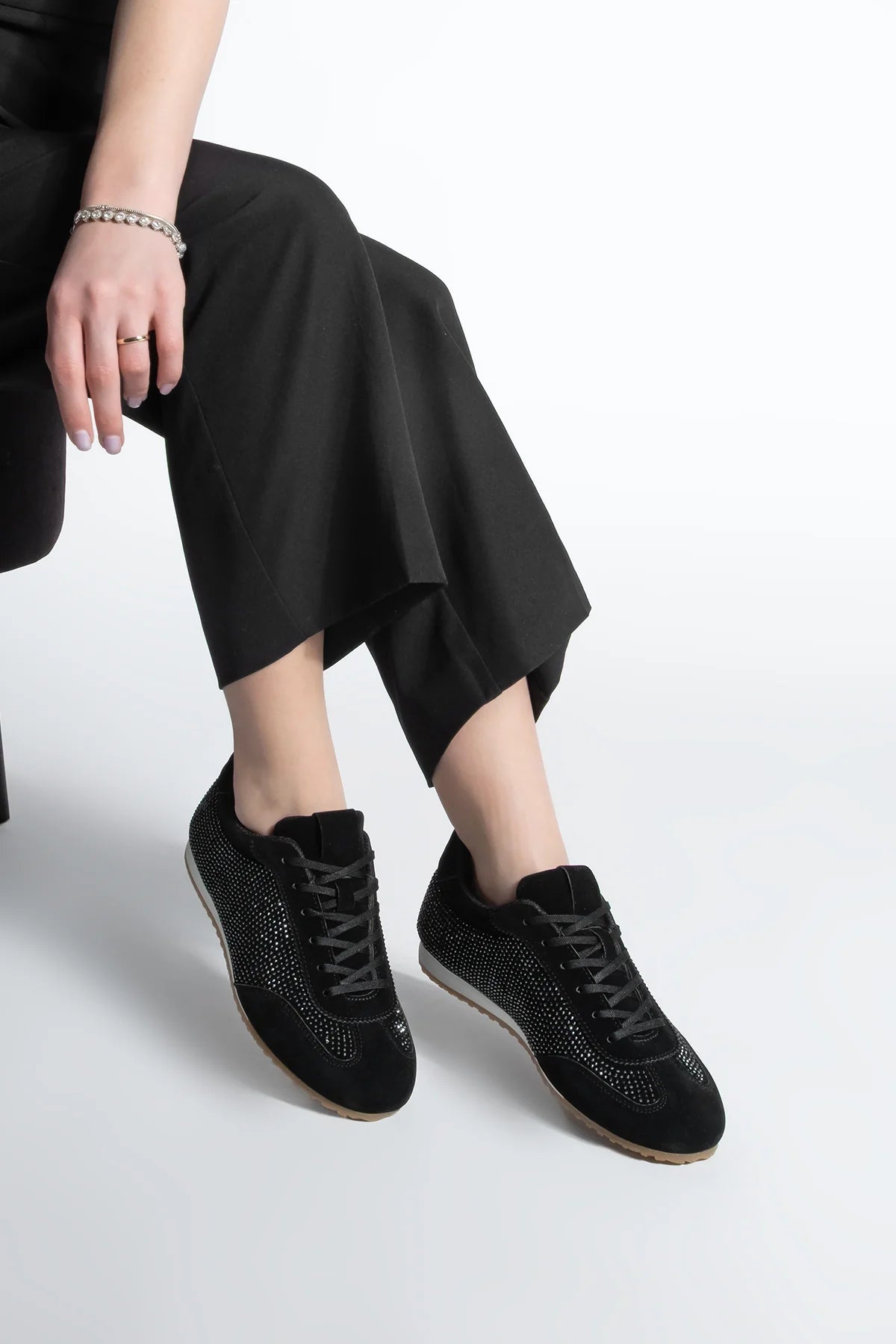 Women's Sneaker Stoned Sneakers Dorni - Black Suede