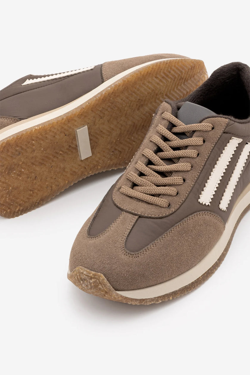 Liyante – Taupe Suede Women’s Lace-Up Sneakers
