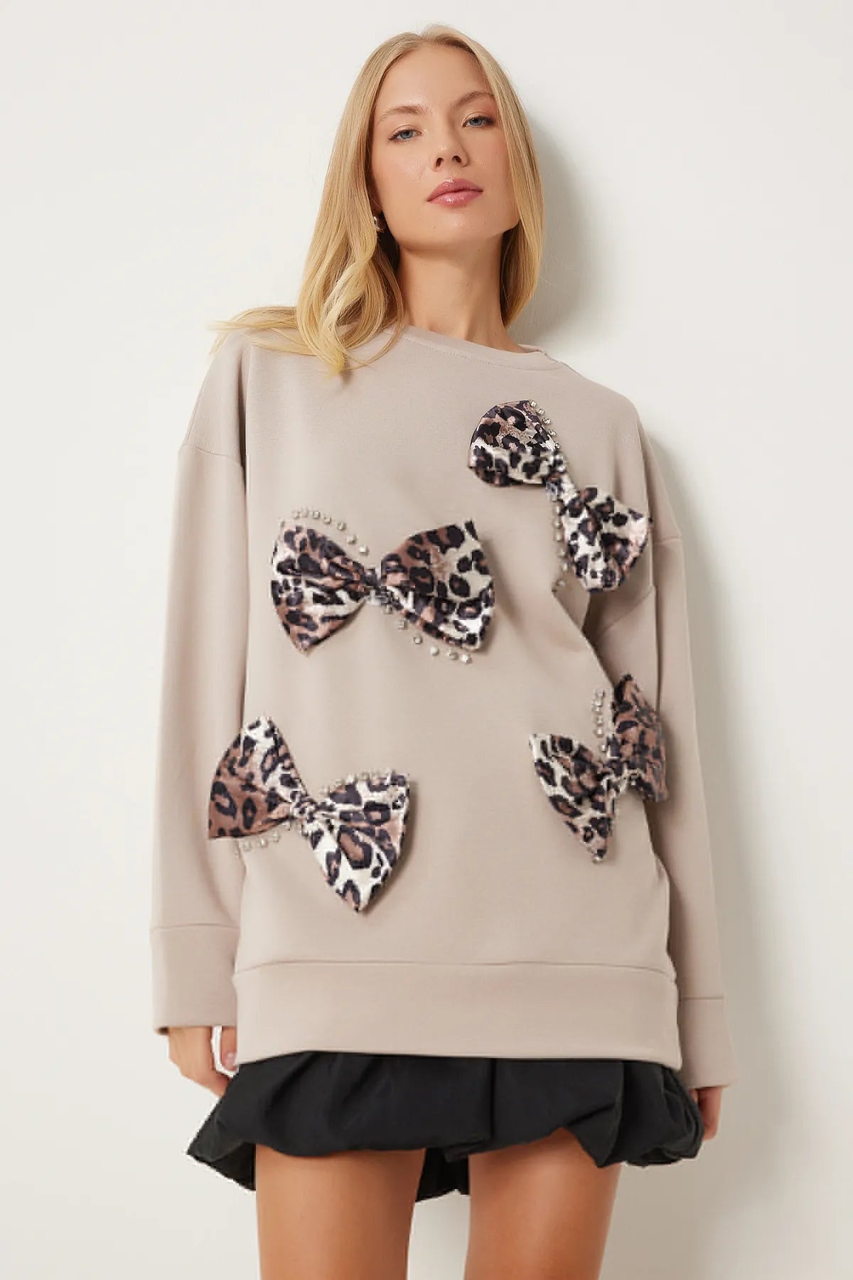 Mink Ribbon Stone Detailed Knitted Sweatshirt - Lebbse