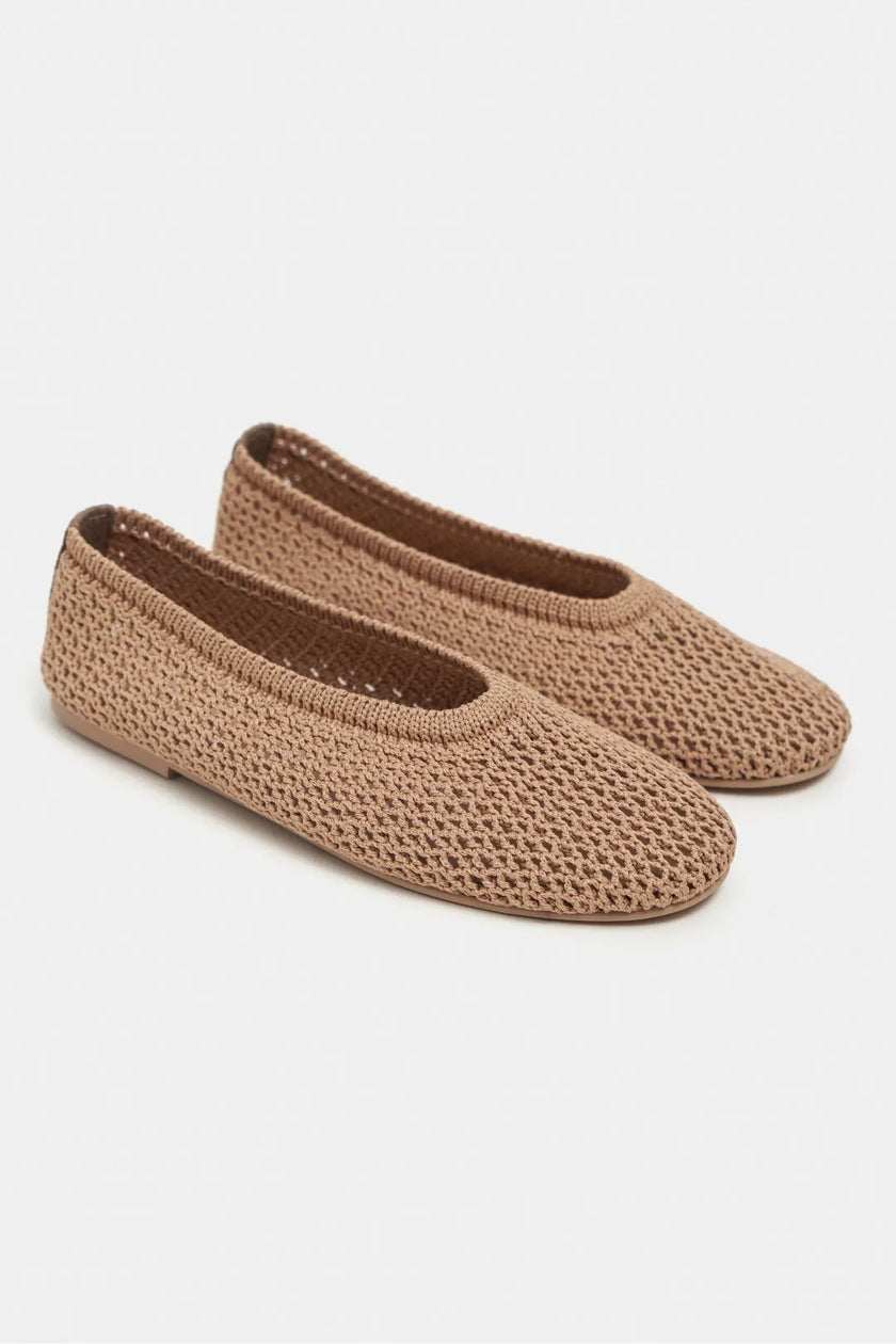 LIPS Dark Beige Knit Mesh Flat Women’s Ballet Flats