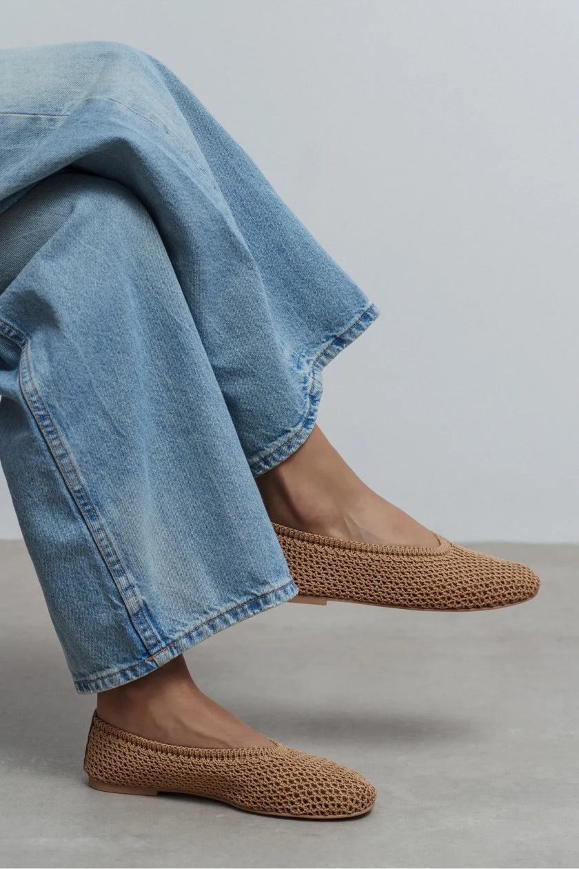 LIPS Dark Beige Knit Mesh Flat Women’s Ballet Flats