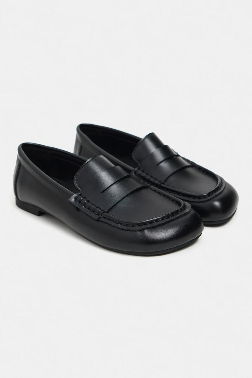 AUDRE Black Matte Women’s Flat Loafers