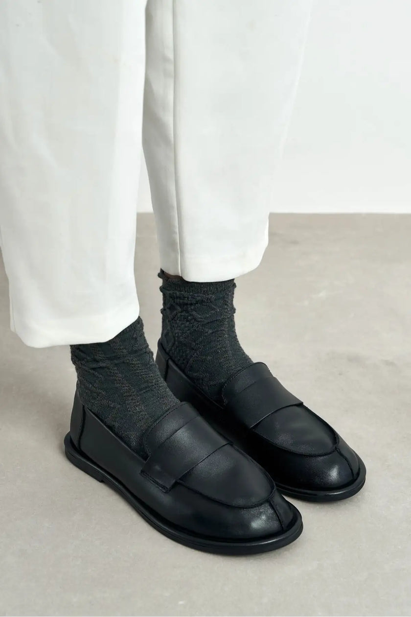 HAROLD BLACK FLAT-SOLE WOMEN'S SHOES