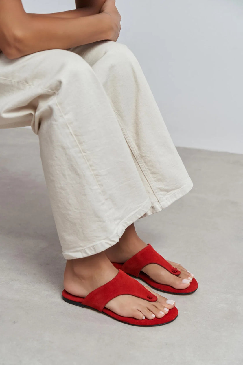 ALMIRA RED SUEDE LEATHER WOMEN’S FLAT TOE-POST SLIPPERS