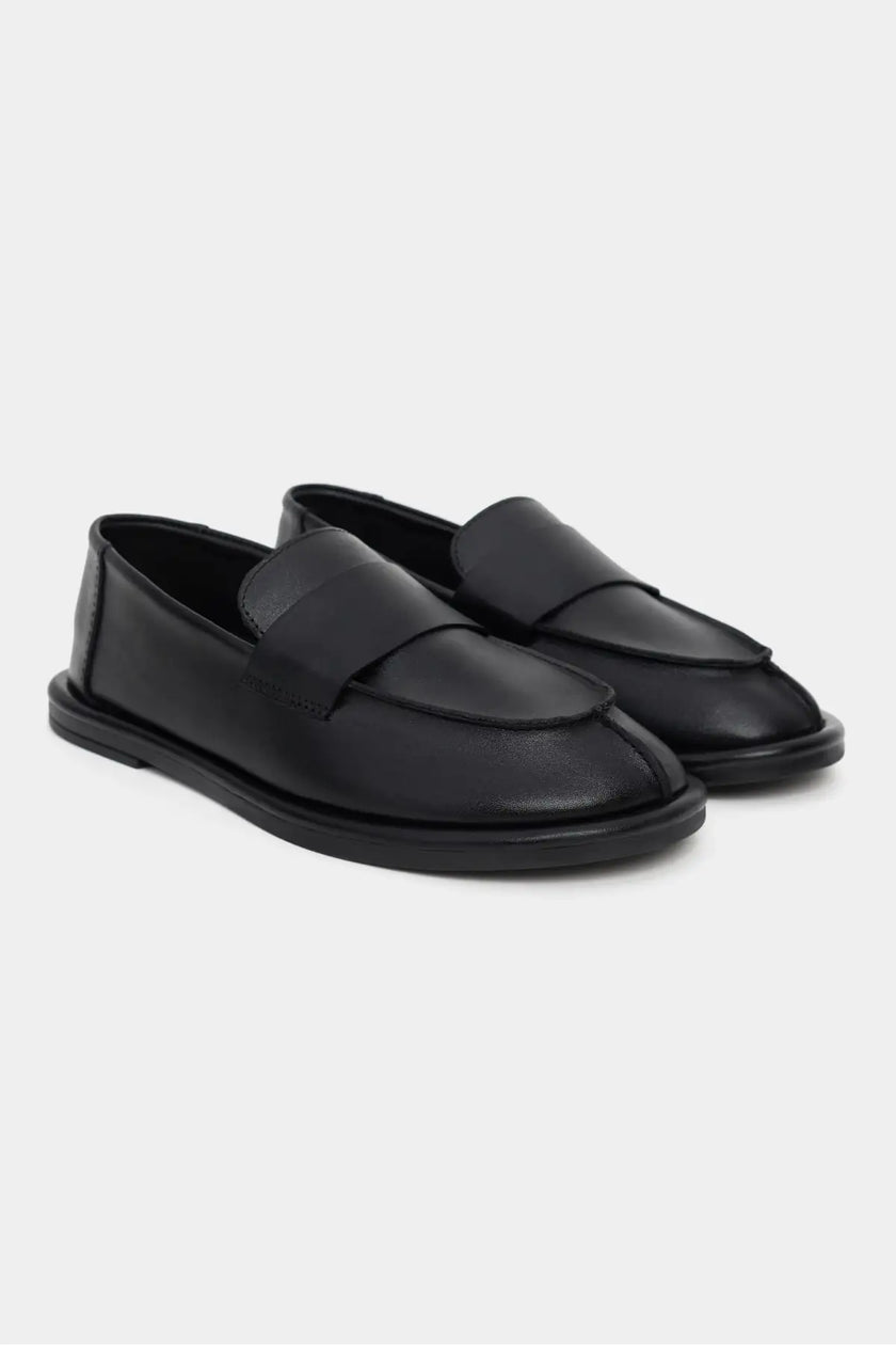 HAROLD BLACK FLAT-SOLE WOMEN'S SHOES