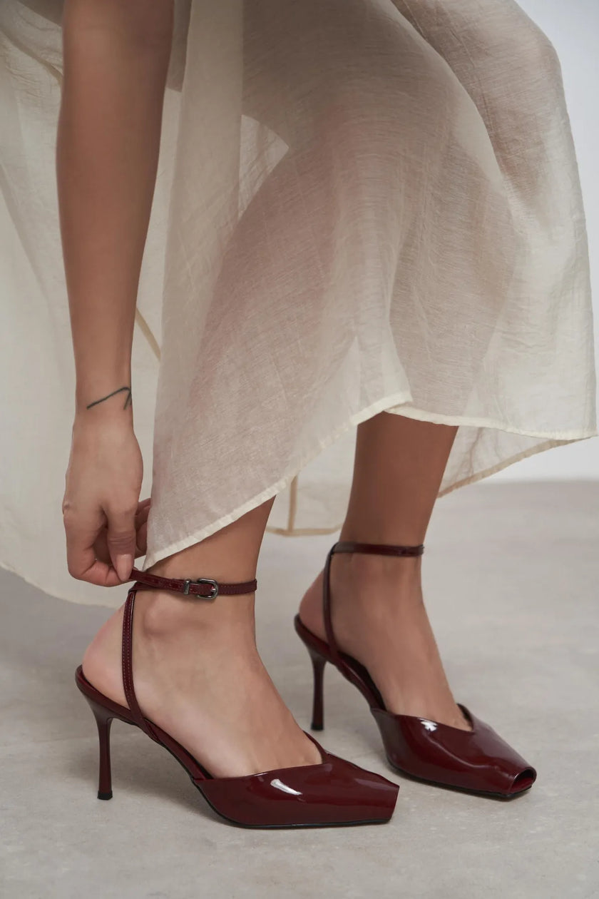 KAHLA Burgundy Patent Leather Ankle Strap Open Toe Women’s Heel Shoes