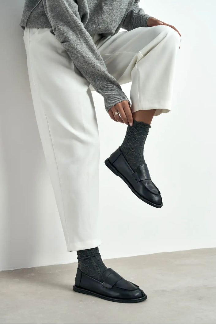 HAROLD BLACK FLAT-SOLE WOMEN'S SHOES