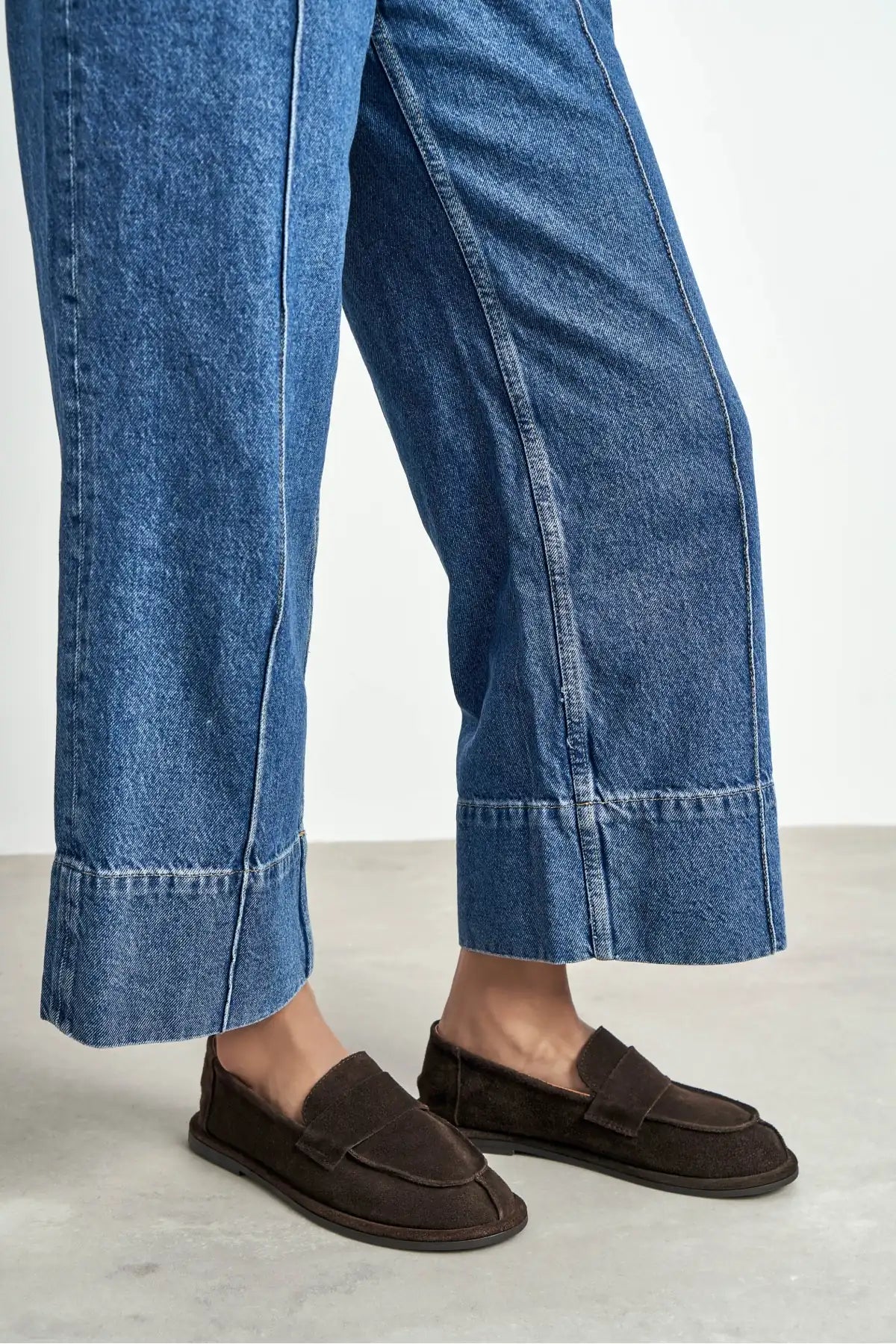 HAROLD BROWN FLAT-SOLE WOMEN'S SHOES