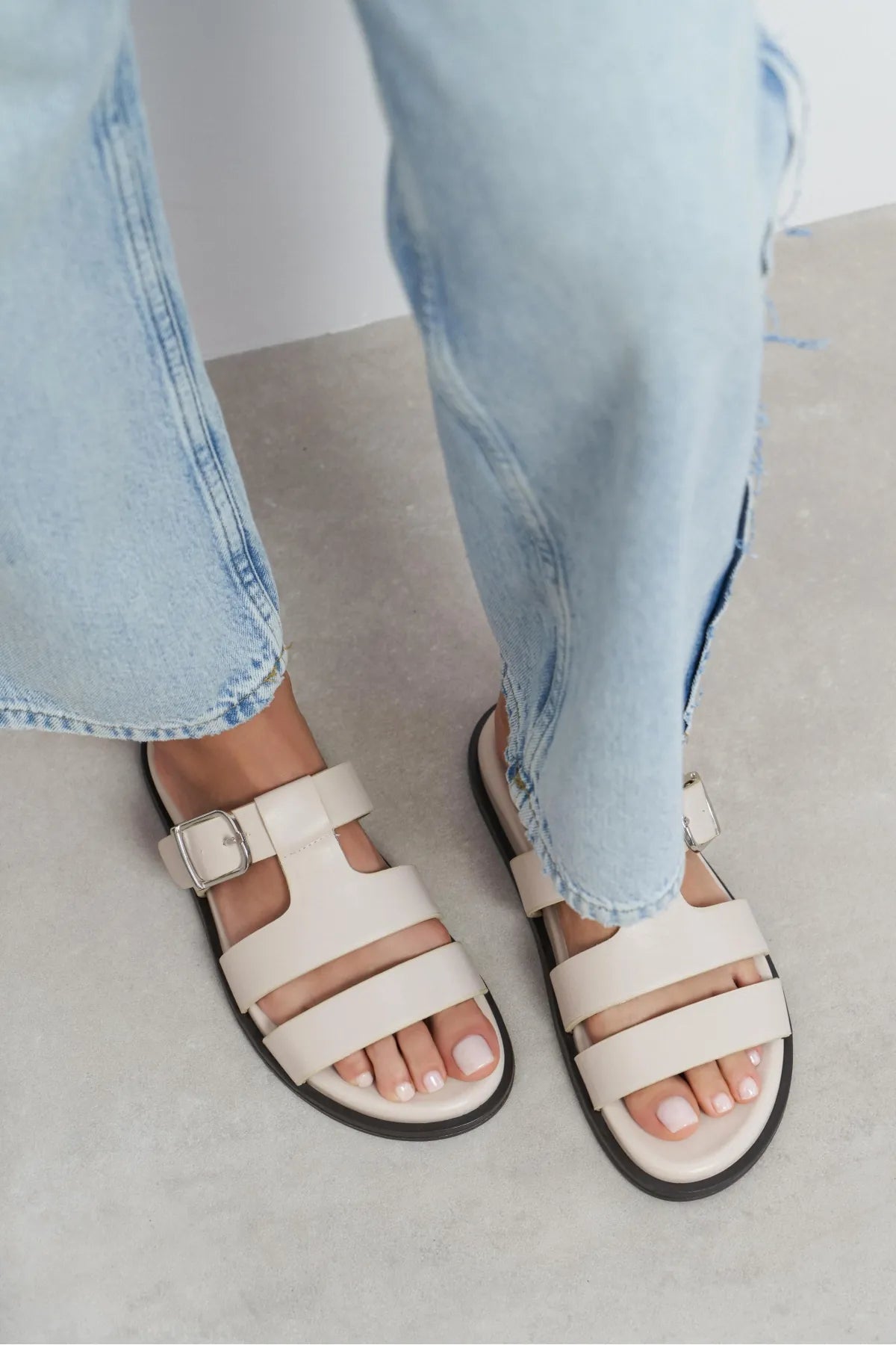 SPIRIT Beige Matte Buckle Detail Flat Women’s Slippers | FOOTWEAR | Slipper | Lebbse SPIRIT Beige Matte Buckle Detail Flat Women’s Slippers | FOOTWEAR | Slipper | Lebbse