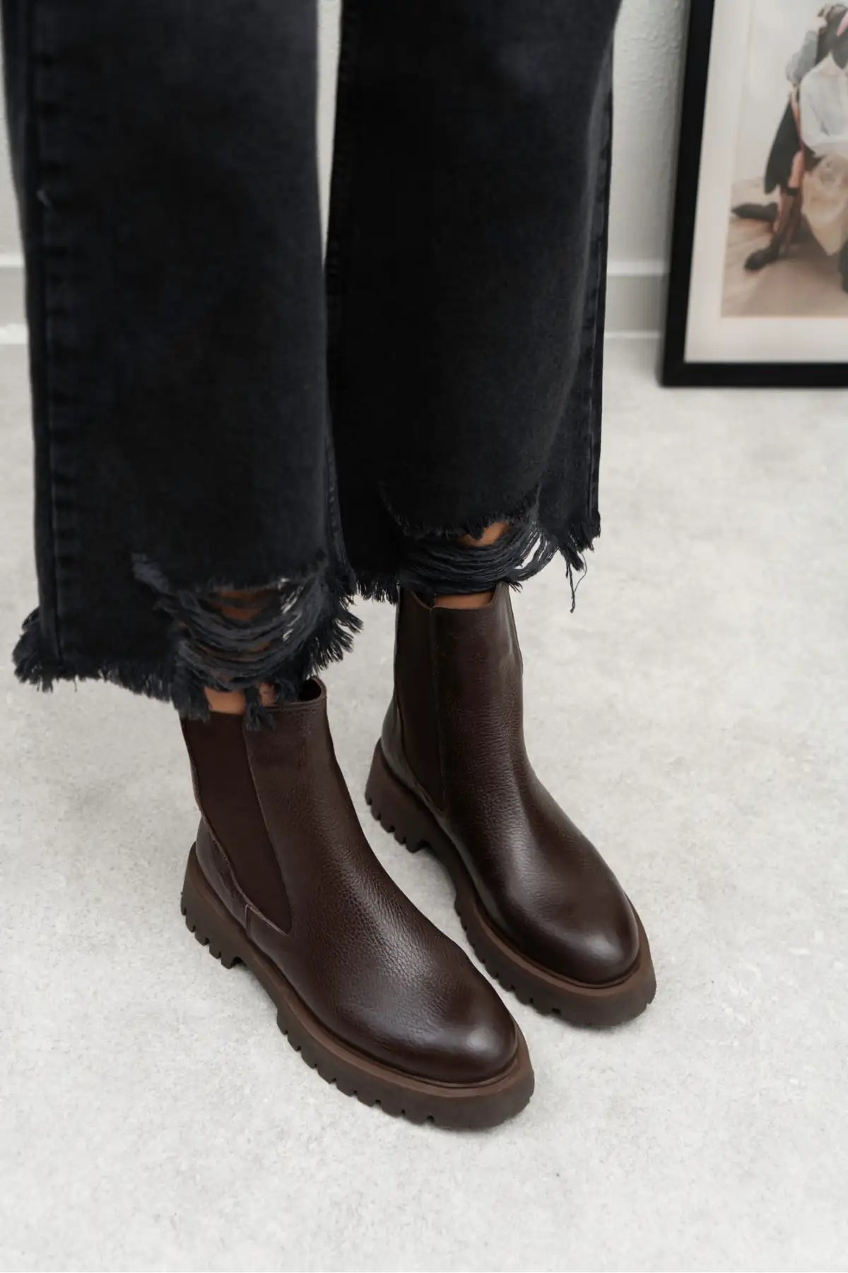 LENNON BROWN  RUBBER DETAIL THICK SOLE WOMEN'S BOOTS