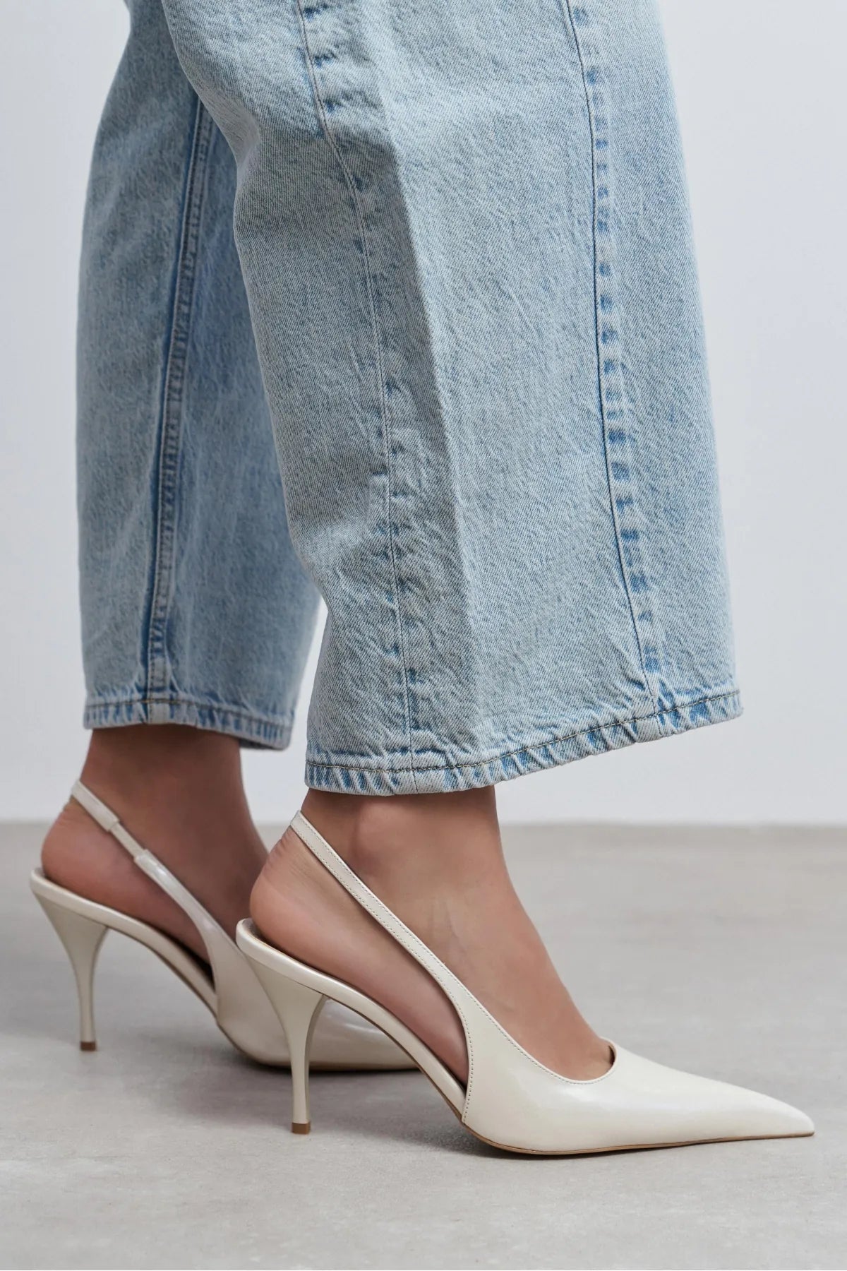 MEHRU Pearl Patent Buckle Detail Pointed Toe Women’s Heels