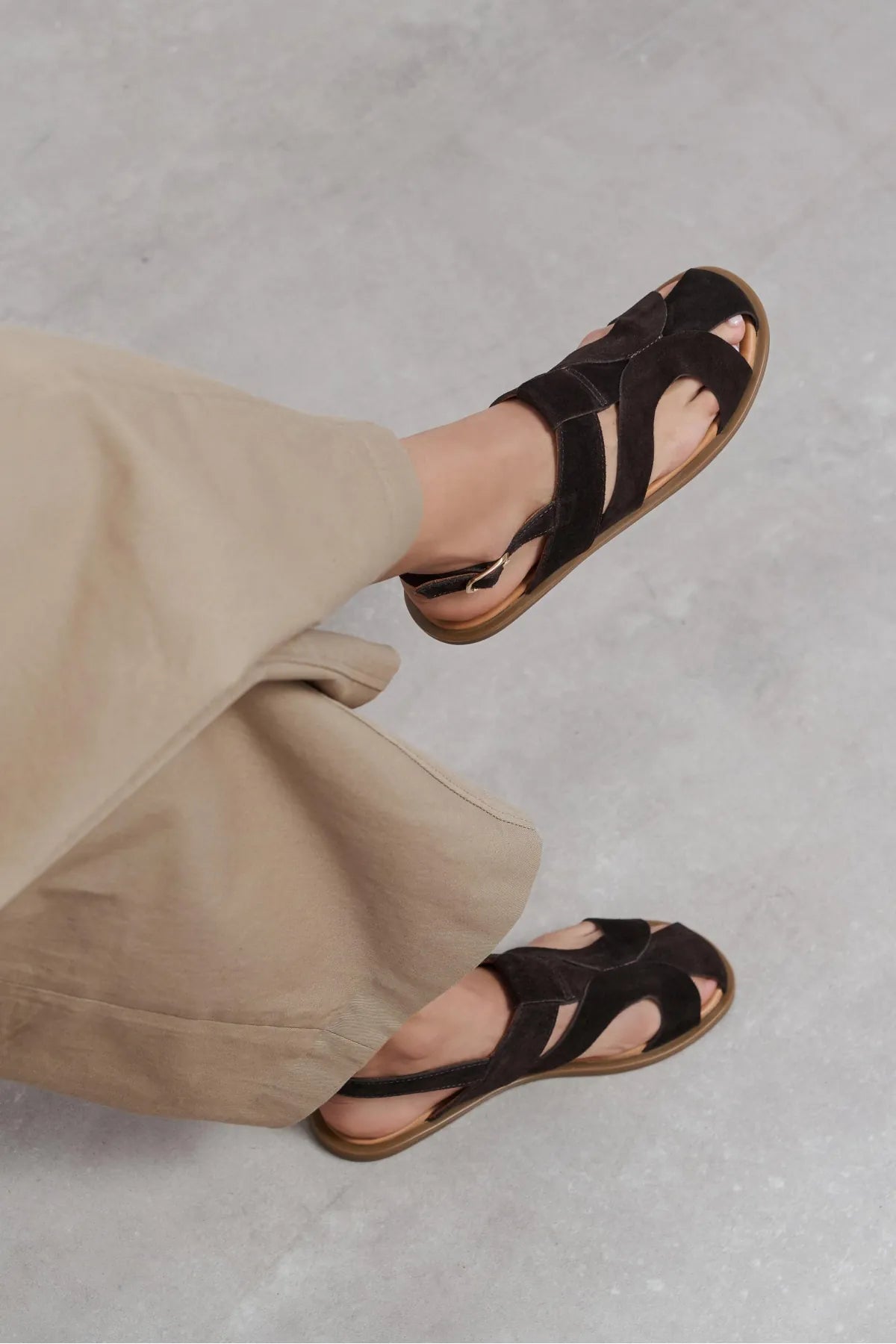 VENDY Bitter Coffee Suede Genuine Leather Buckled Women’s Sandals | FOOTWEAR | SANDALET | Lebbse VENDY Bitter Coffee Suede Genuine Leather Buckled Women’s Sandals | FOOTWEAR | SANDALET | Lebbse