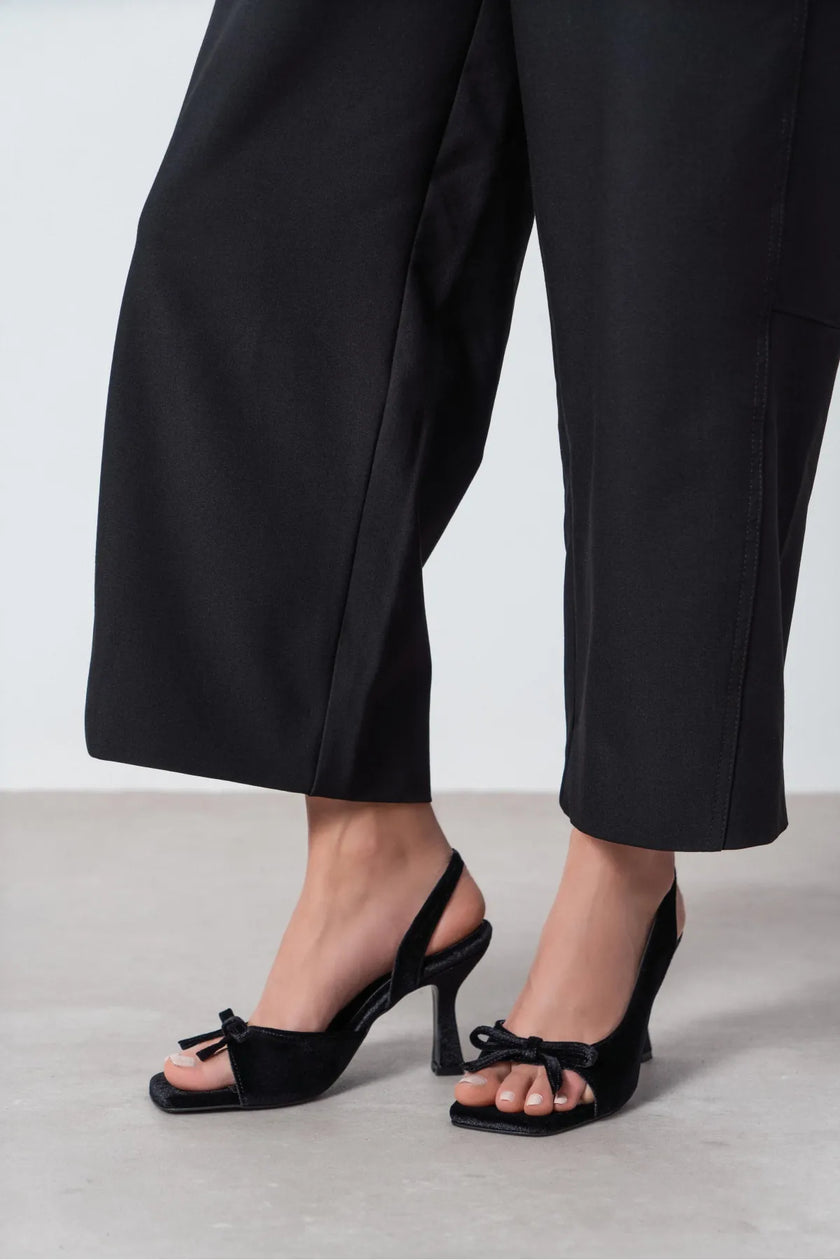 LILITH Black Velvet Women’s Heel Shoes with Bow Detail