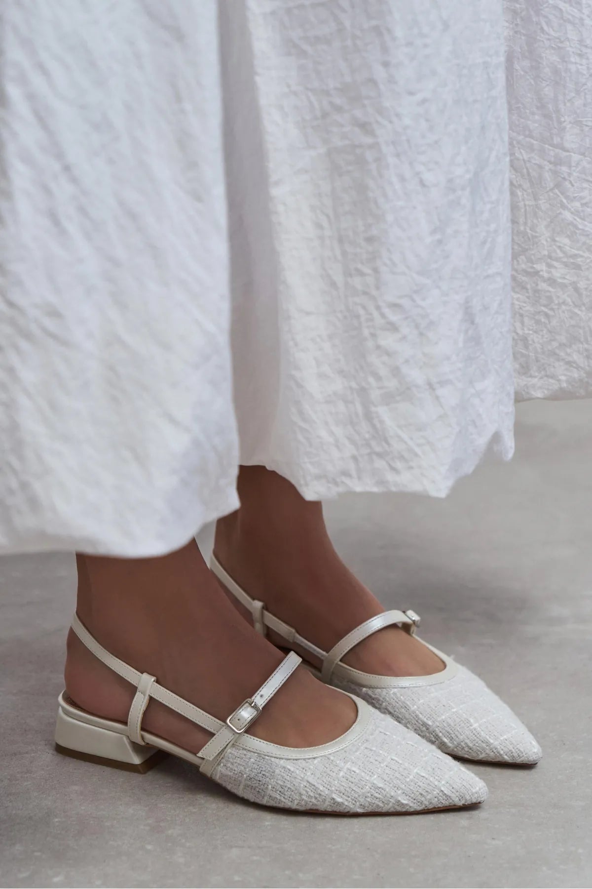 X-HARMONY White Kilim Fabric Buckle Detail Pointed Toe Women’s Ballet Flats | Ballet Flats | FOOTWEAR | Lebbse X-HARMONY White Kilim Fabric Buckle Detail Pointed Toe Women’s Ballet Flats | Ballet Flats | FOOTWEAR | Lebbse