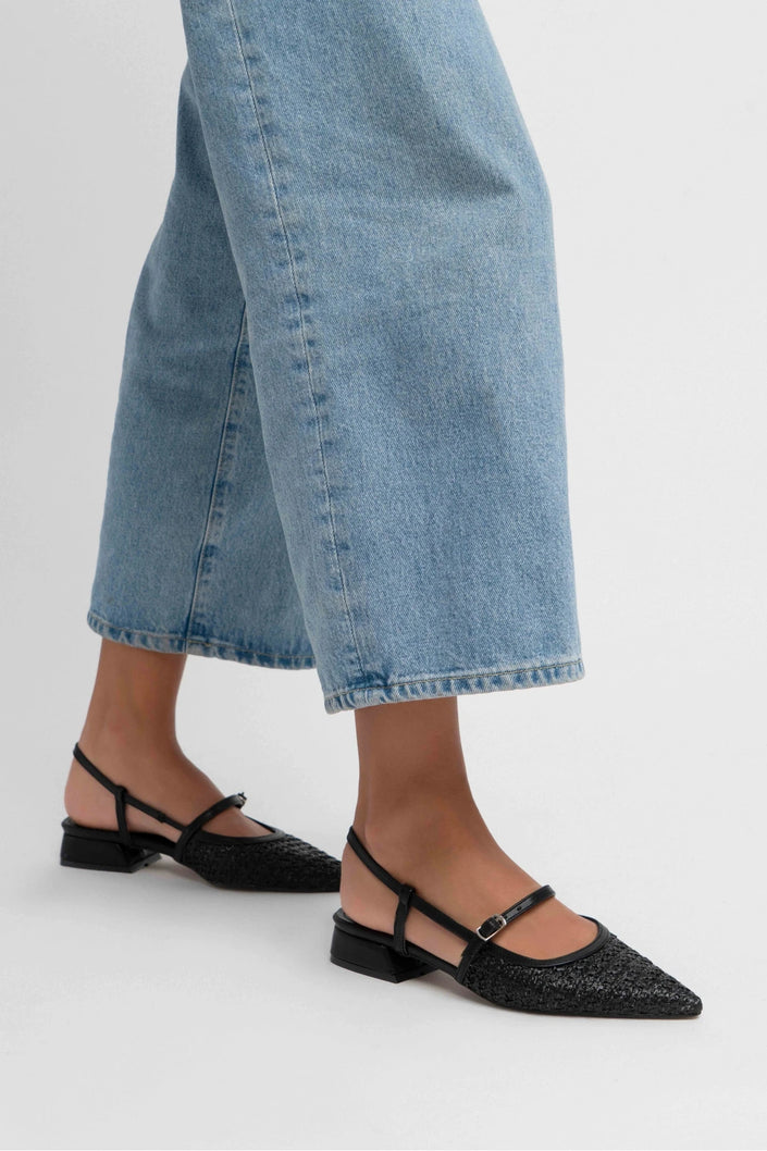 X-HARMONY WET BLACK BELT DETAIL POINTED TOE LOW-HEEL WOMEN'S BALLERINA