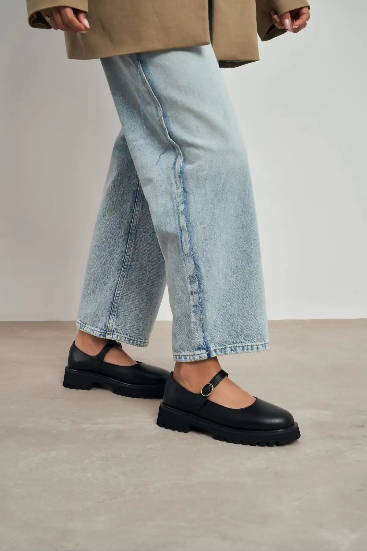 DAMIAN BLACK  BUCKLE DETAIL THICK-SOLED WOMEN'S LOAFER SHOES