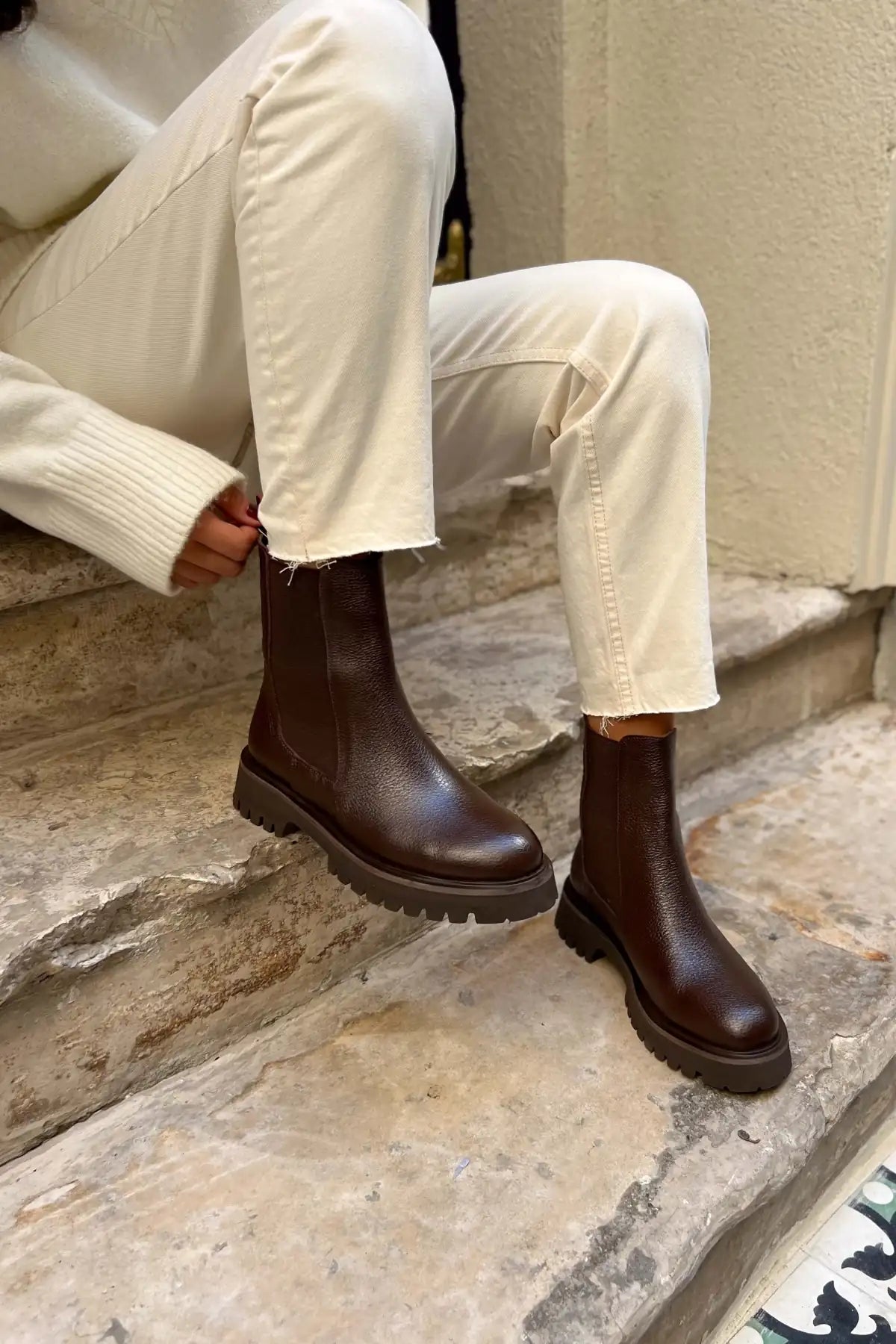 LENNON BROWN  RUBBER DETAIL THICK SOLE WOMEN'S BOOTS