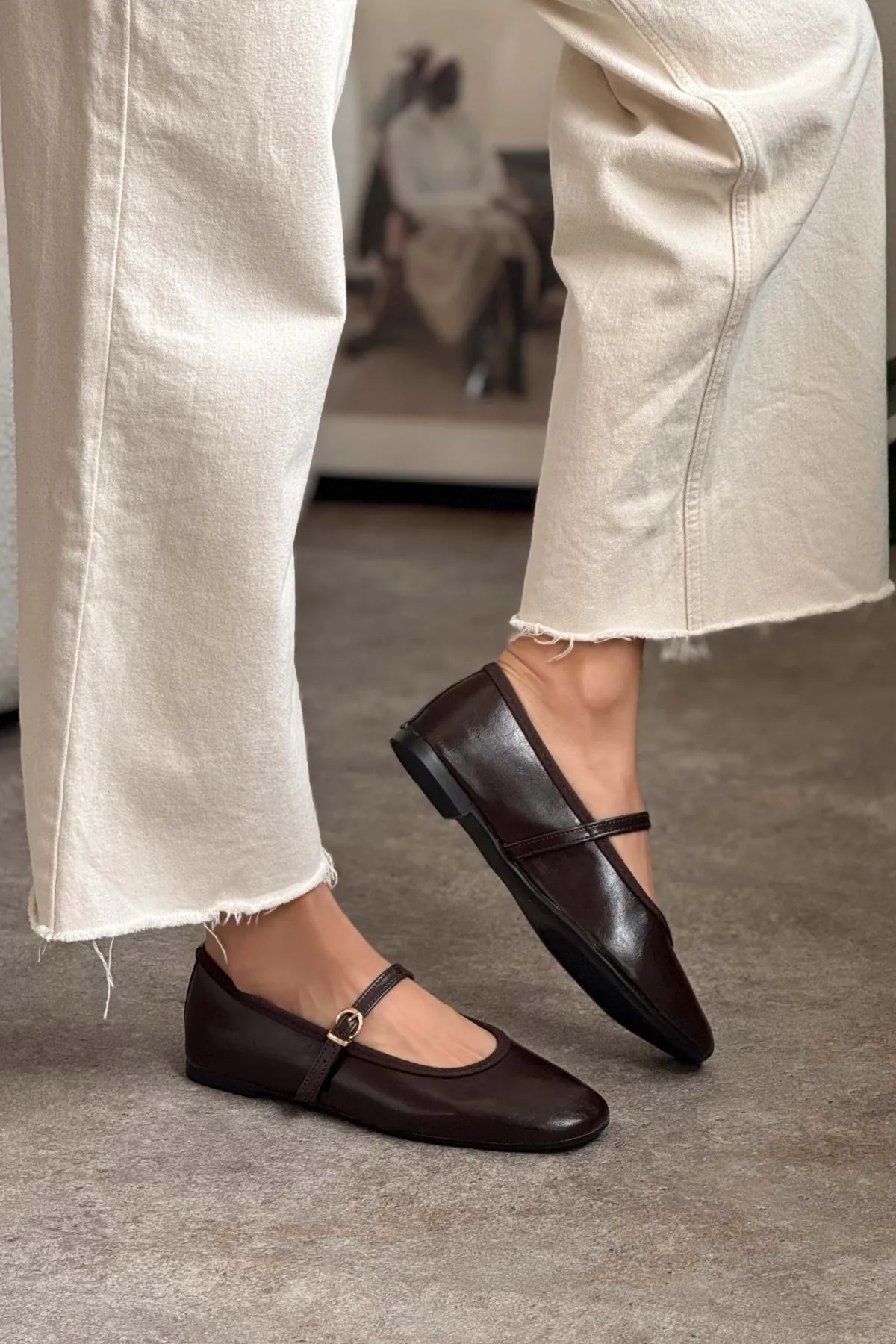 JEREMI Coffee Wrinkled Matte Belt Detail Women’s Ballet Flats