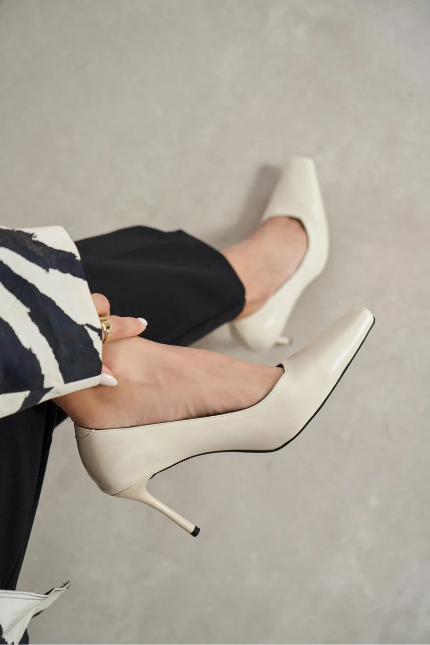ZIVY Beige Rustic Patterned Blunt Toe Closed Heel Women’s Shoes