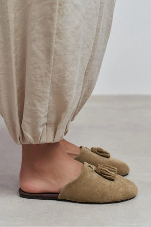 NELLA ROME BEIGE GENUINE SUEDE LEATHER TASSEL DETAIL WOMEN’S FLAT SLIPPERS