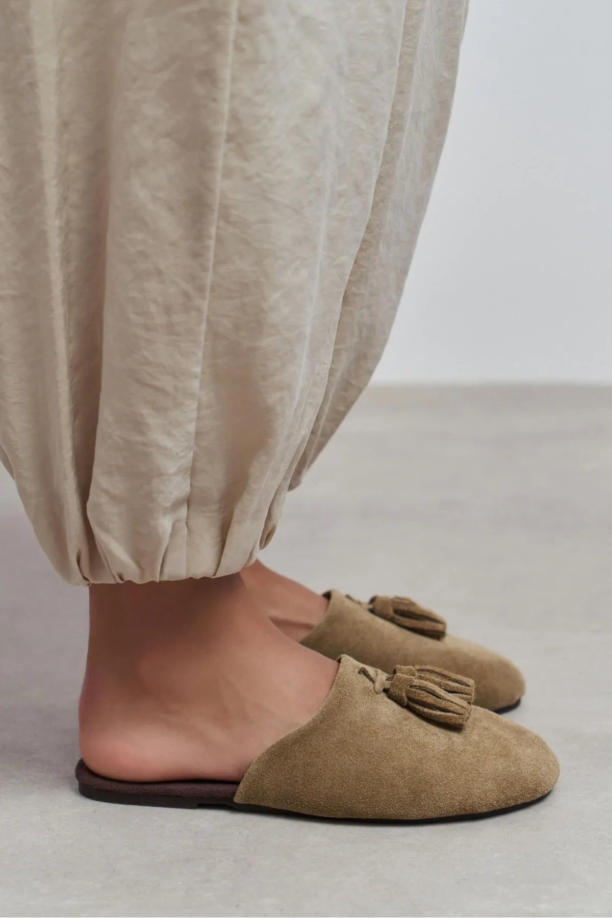 NELLA ROME BEIGE GENUINE SUEDE LEATHER TASSEL DETAIL WOMEN’S FLAT SLIPPERS