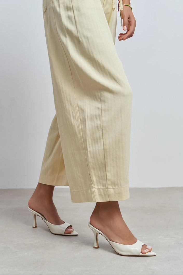 FENRIR BEIGE RUSTIC PATTERN SQUARE-TOE HIGH HEEL WOMEN’S SLIPPERS
