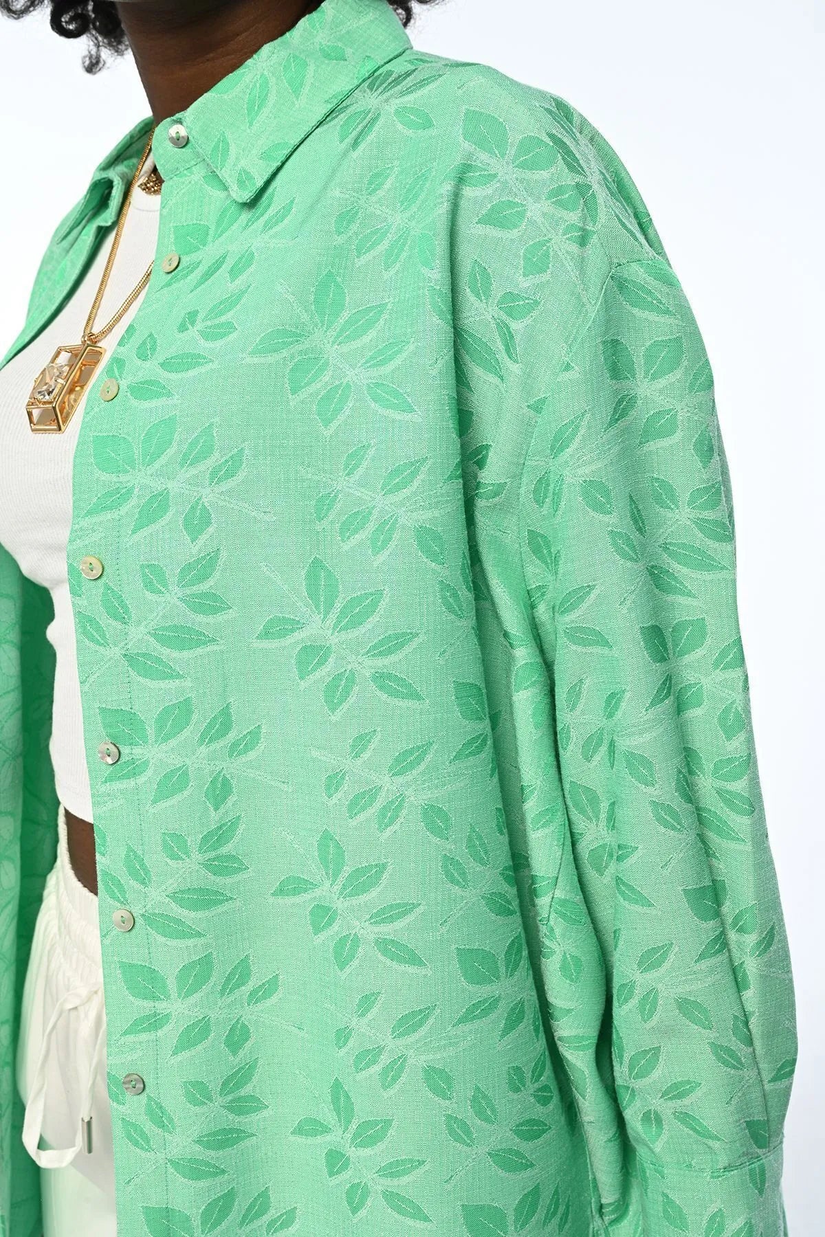 Women's Oversize Cut Green Leaf Patterned Hijab Shirt
