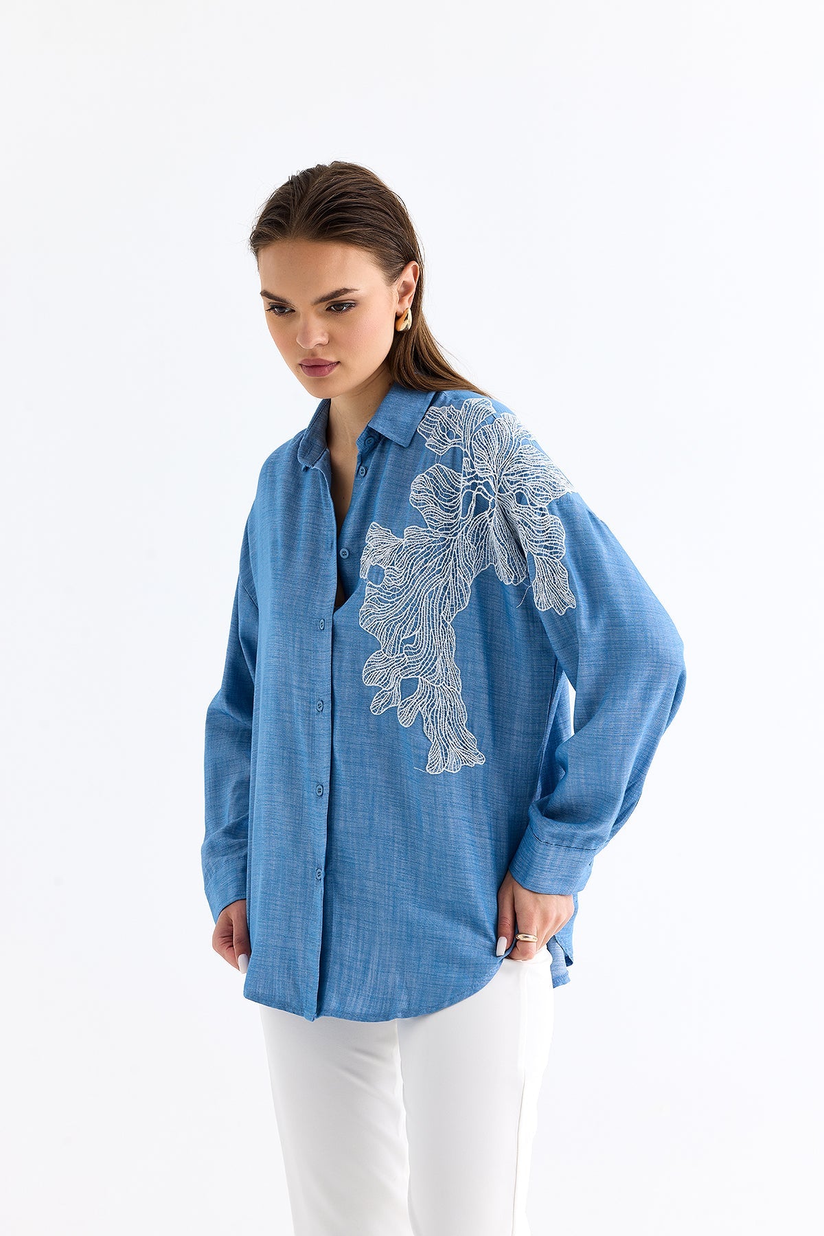 3- قميص نسائي أزرق مطرز دانتيل على كتف واحد - One Shoulder Lace Detailed Shirt Blue