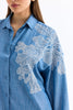 2- قميص نسائي أزرق مطرز دانتيل على كتف واحد - One Shoulder Lace Detailed Shirt Blue