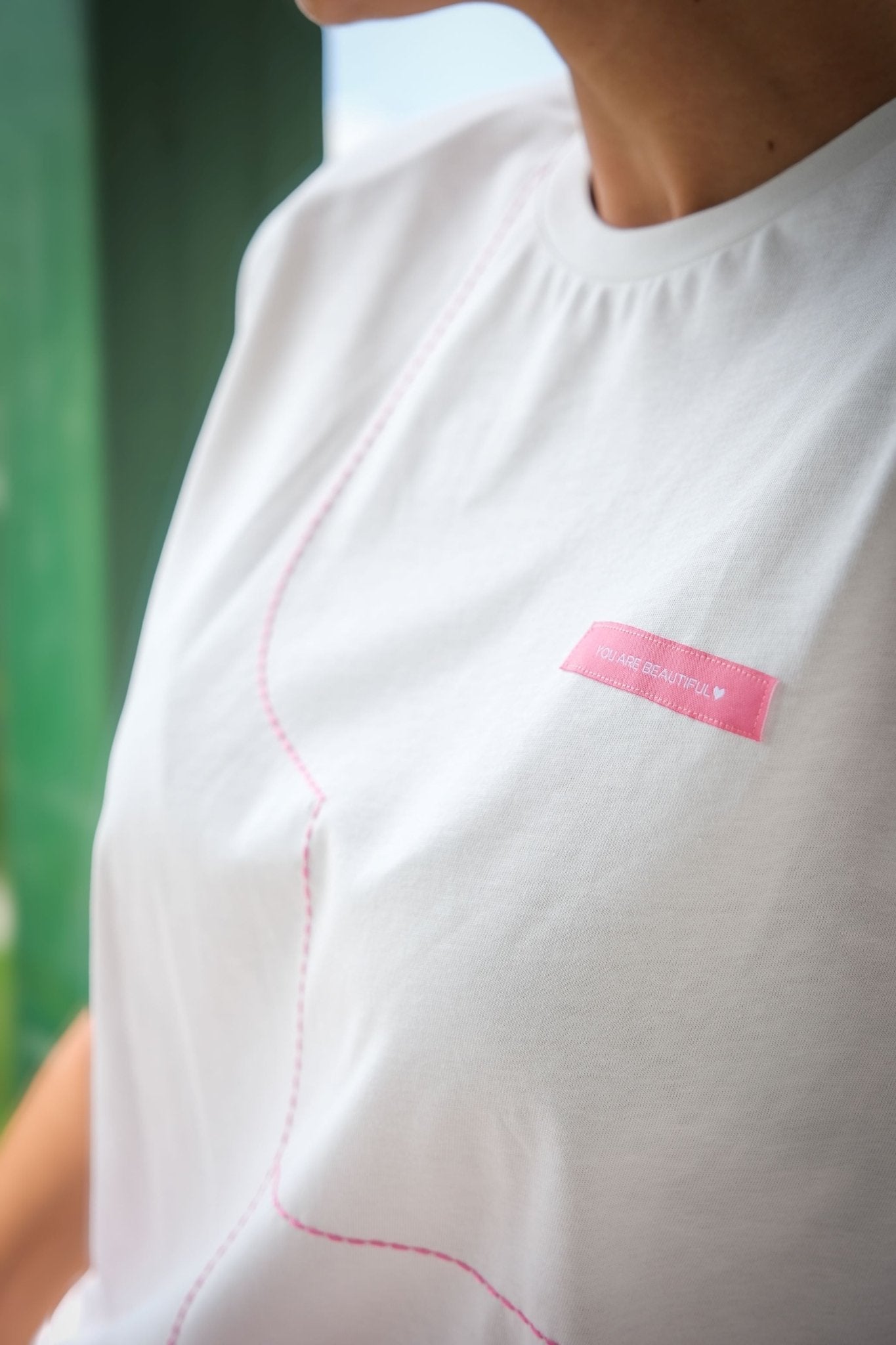 Padded Stripe Detail Basic T-shirt | CLOTHES | Lebbse Padded Stripe Detail Basic T-shirt | CLOTHES | Lebbse