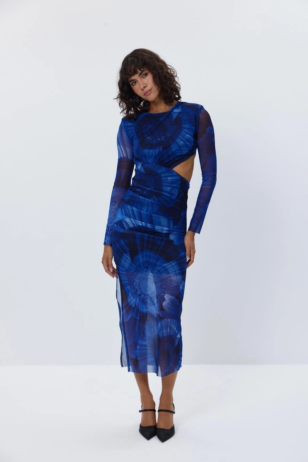 Patterned Waist Low - Cut Dark Blue Long Tulle Dress - Lebbse